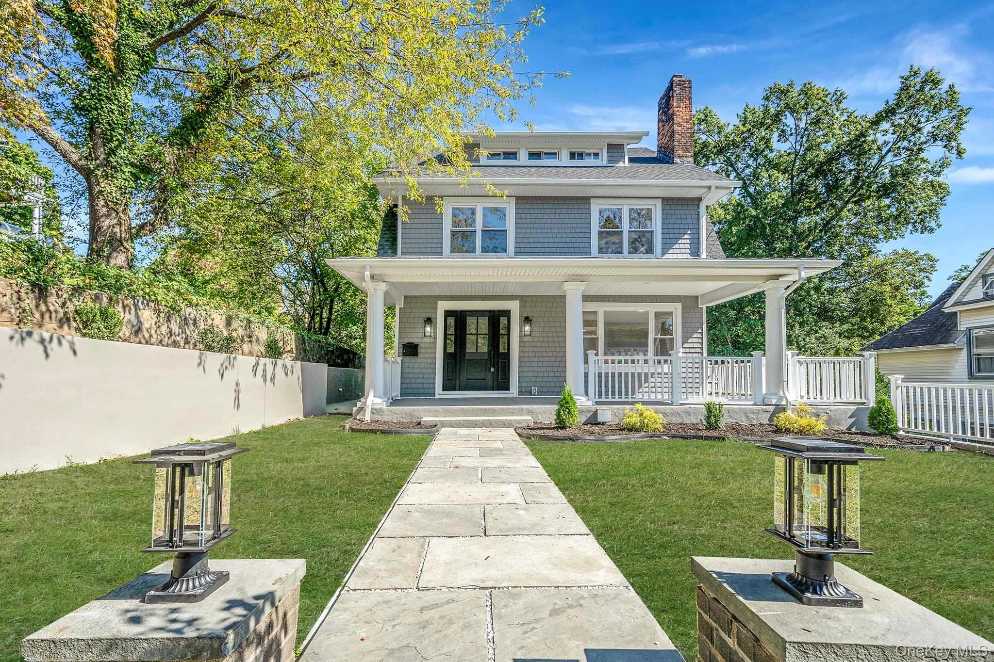 47 Carlton Avenue, Port Washington, NY 11050