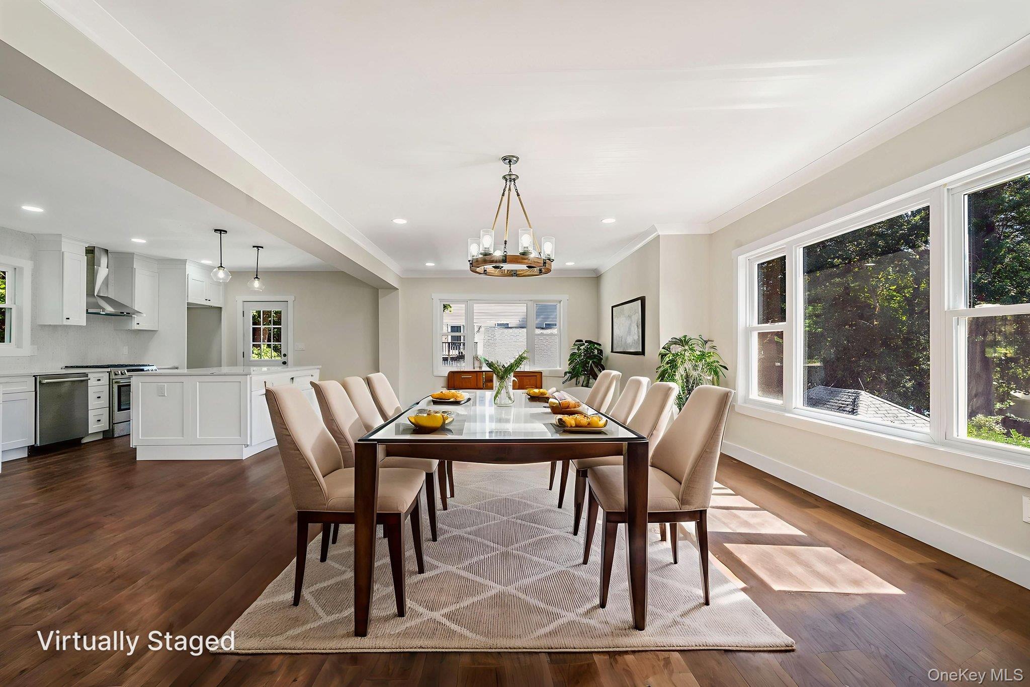 47 Carlton Avenue, Port Washington, NY 11050