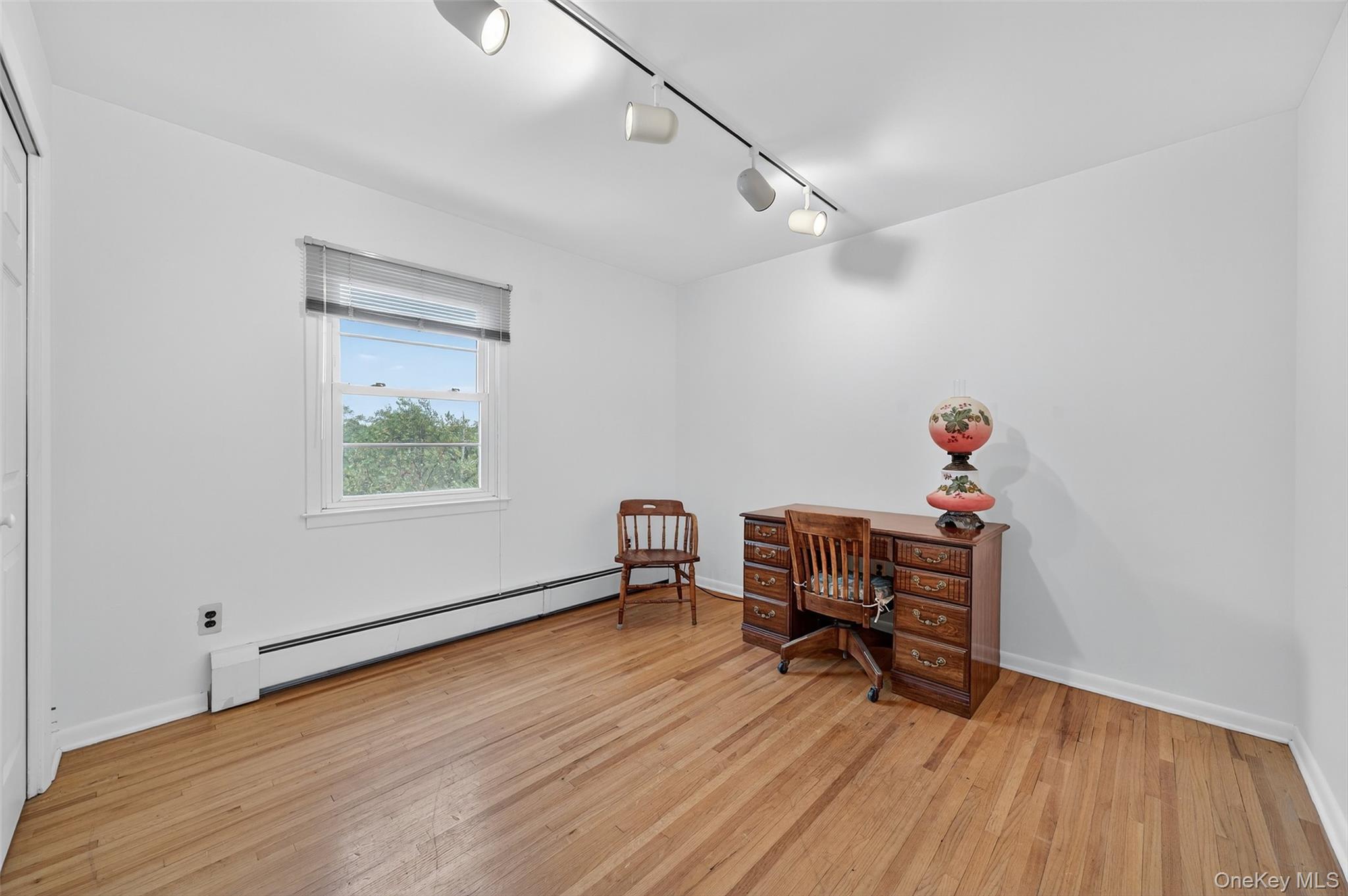 6 Neptune Court, Monroe, NY 10950