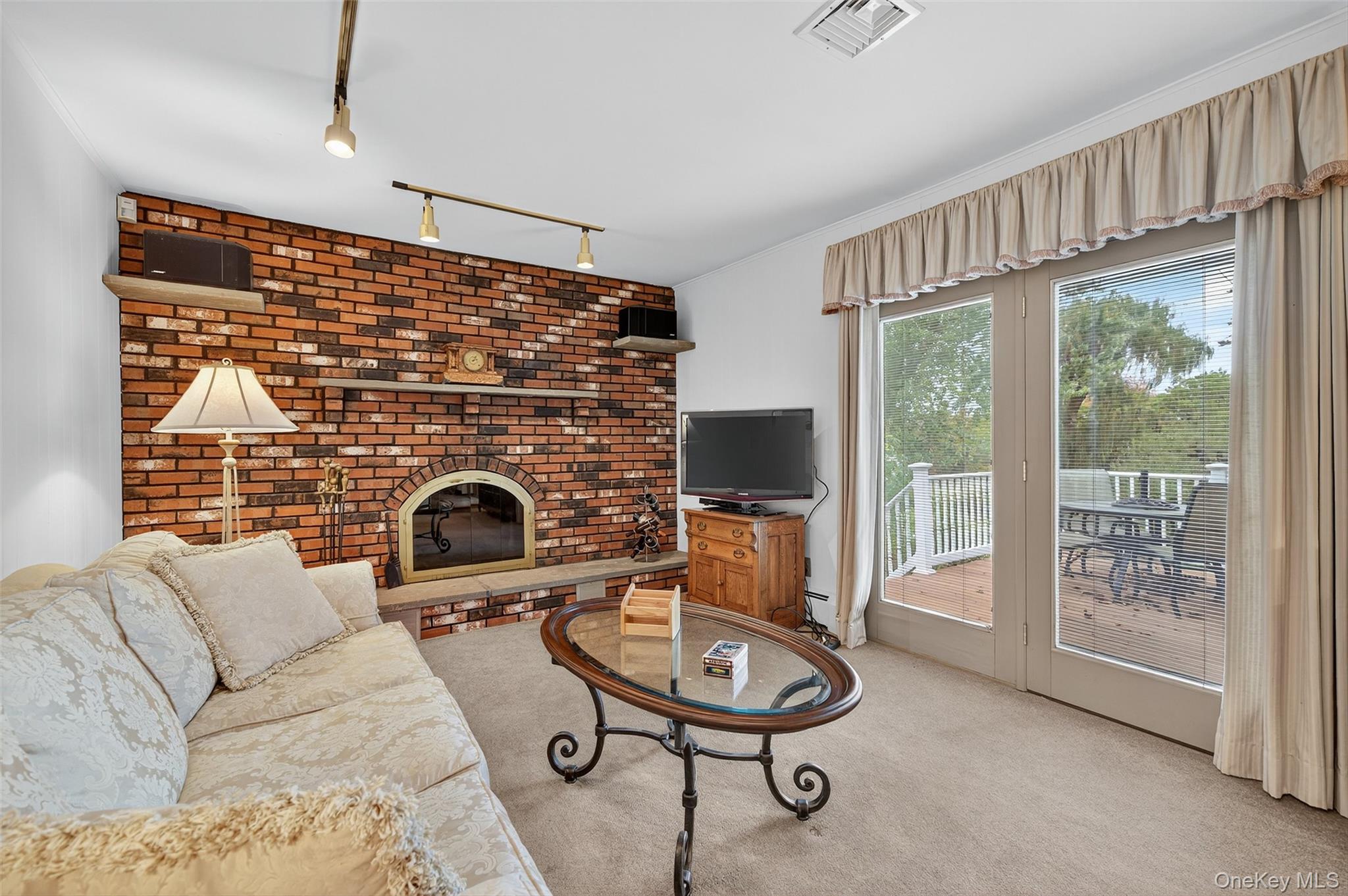 6 Neptune Court, Monroe, NY 10950