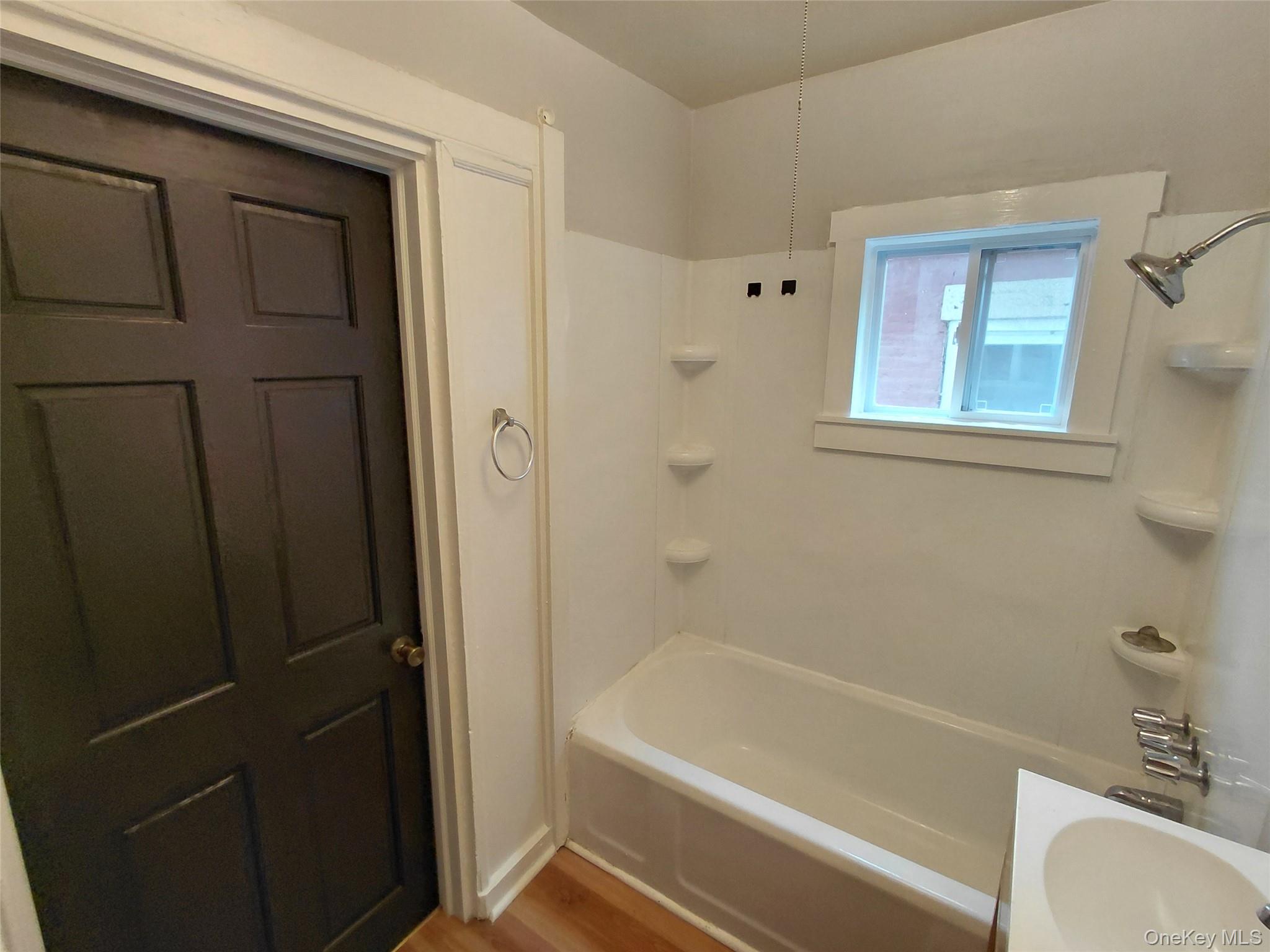 87 W Pierpont Street # 4, Kingston, NY 12401