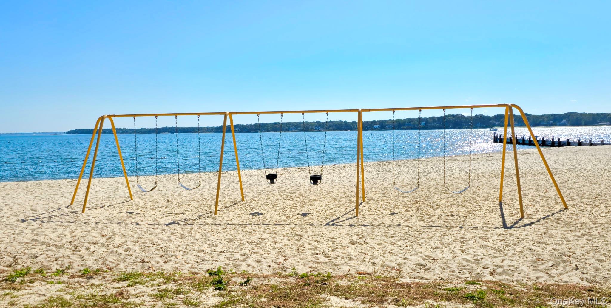 150 Hobart Road, Southold, NY 11971