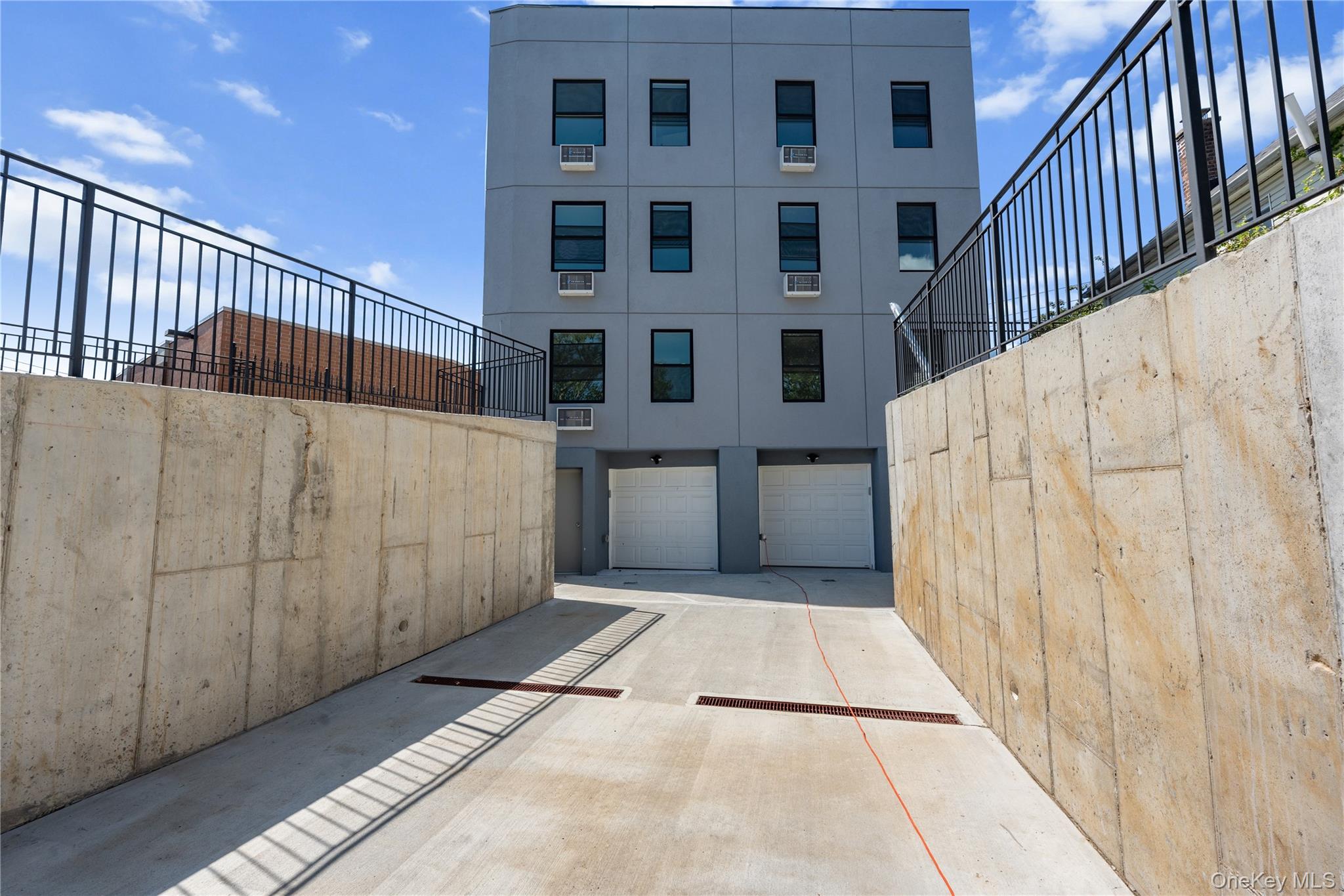 3528 Tiemann Avenue, Bronx, NY 10469