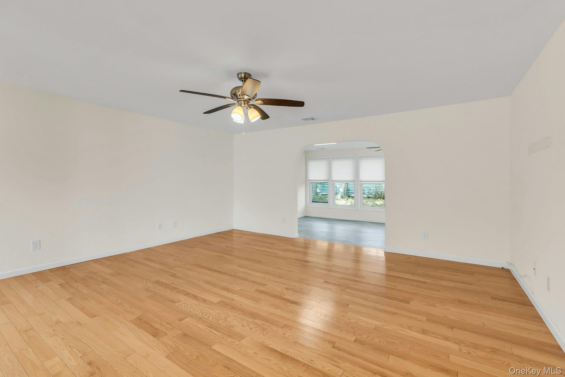 92 Barrett Avenue, Bayport, NY 11705