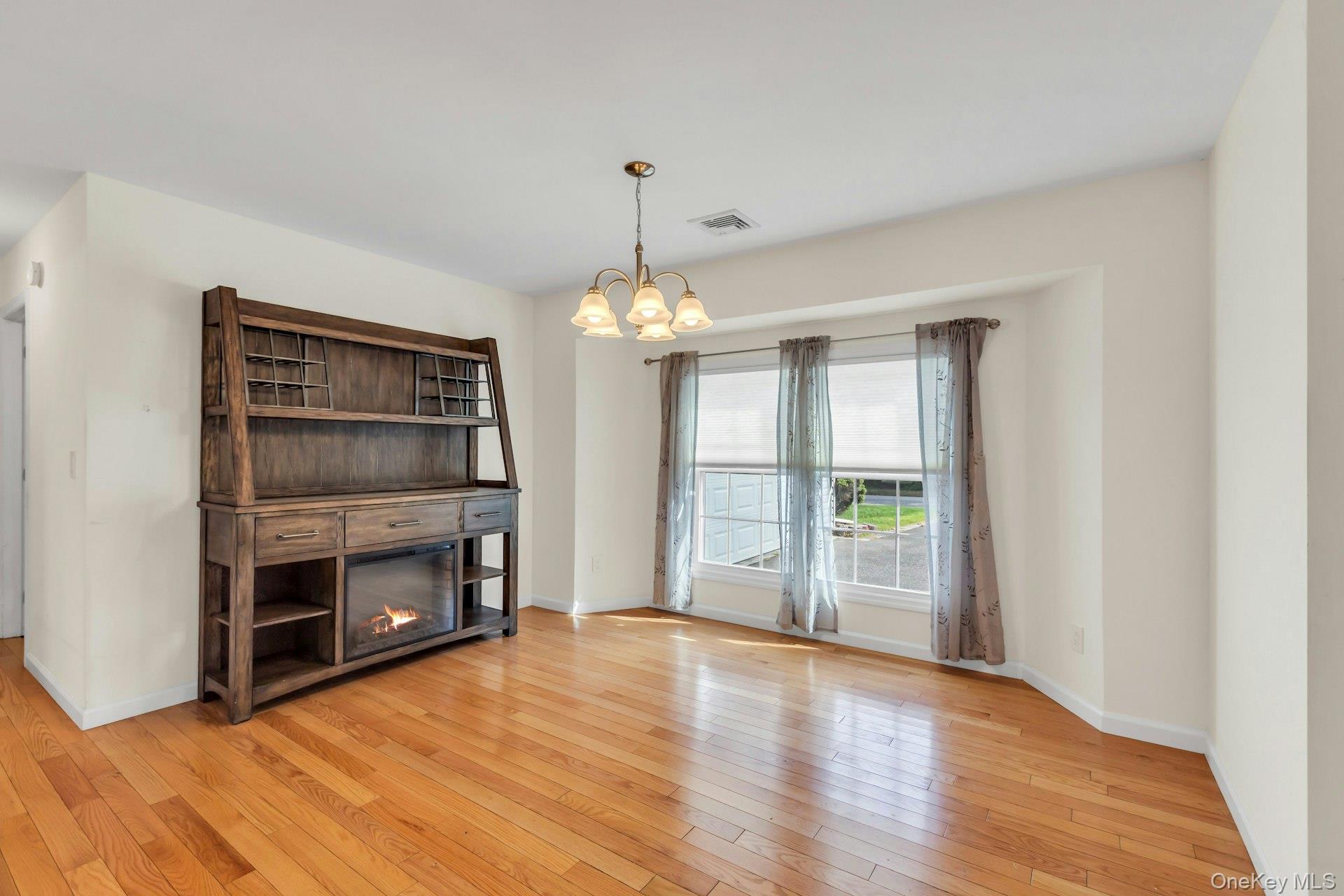 92 Barrett Avenue, Bayport, NY 11705