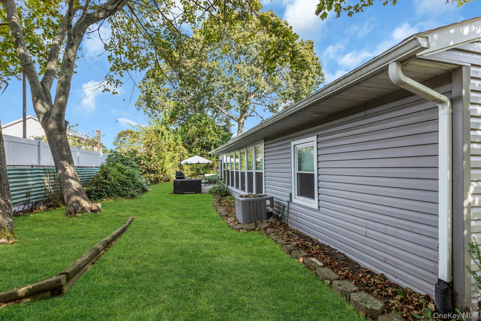 92 Barrett Avenue, Bayport, NY 11705