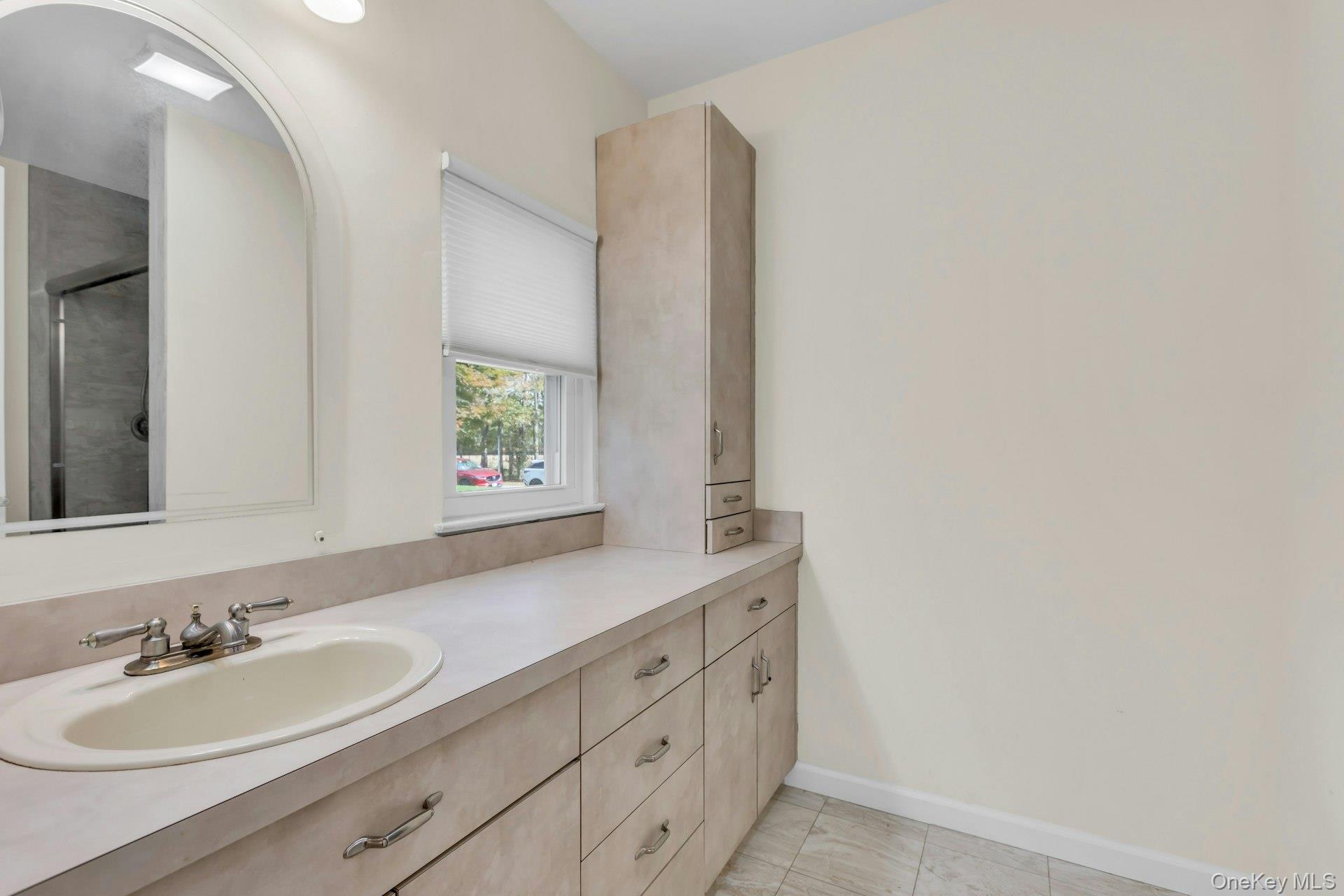 92 Barrett Avenue, Bayport, NY 11705