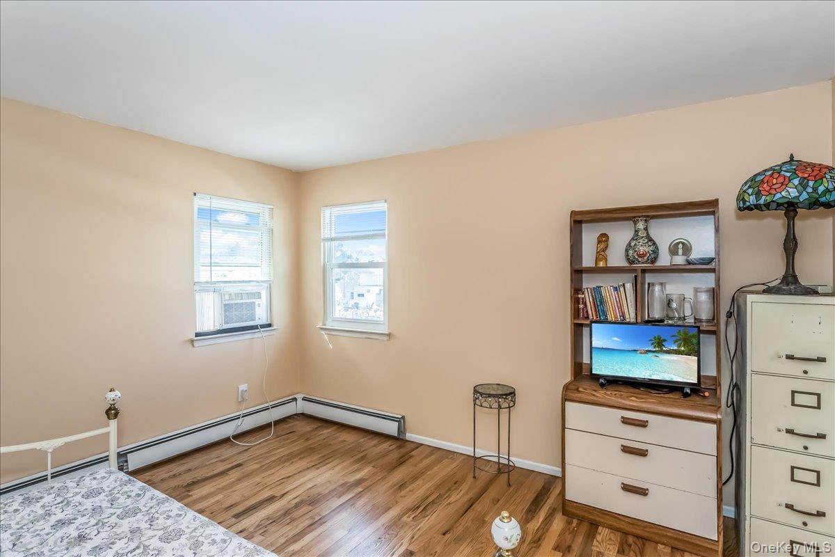 1165 Hastings Circle, Baldwin Harbor, NY 11510