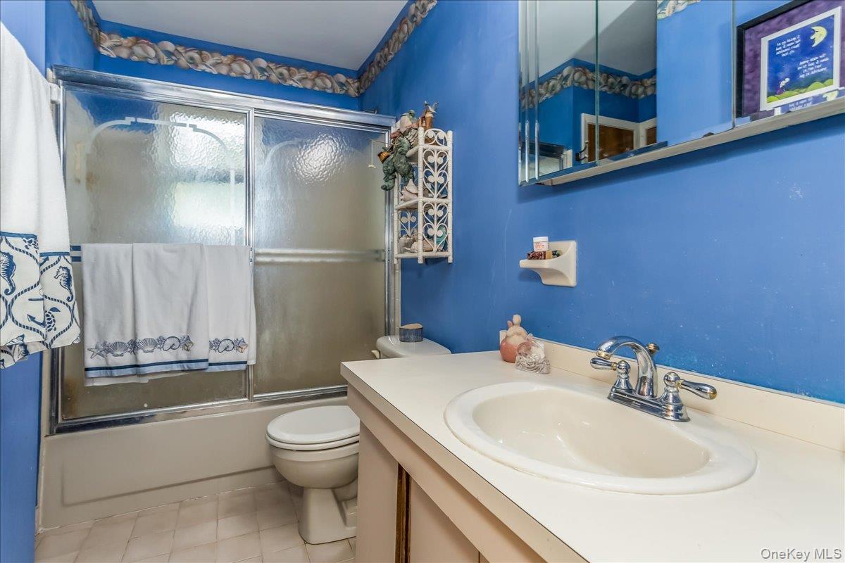 1165 Hastings Circle, Baldwin Harbor, NY 11510