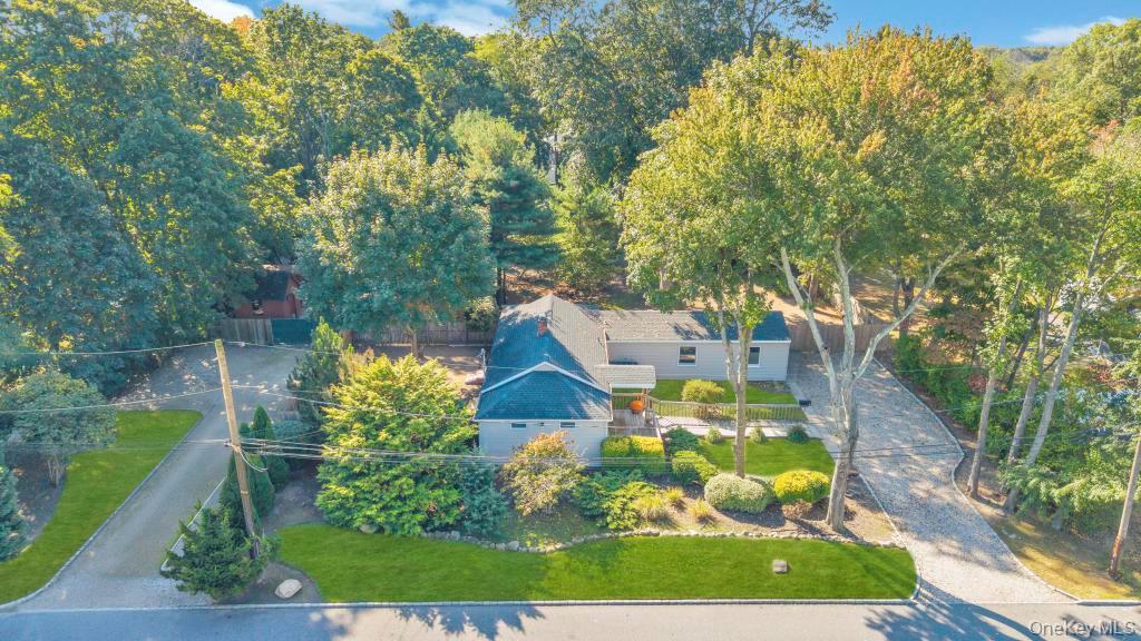 36 7th Avenue, Brentwood, NY 11717