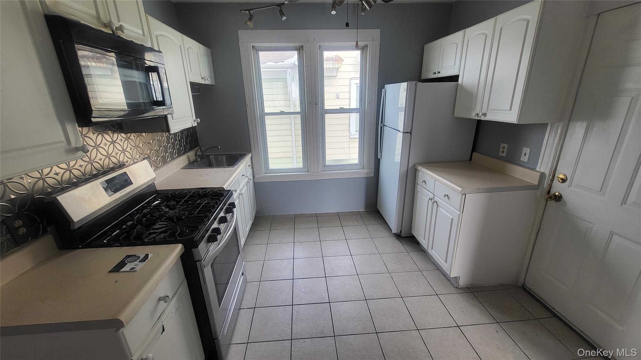 107 Smith Street # 2, Poughkeepsie, NY 12601