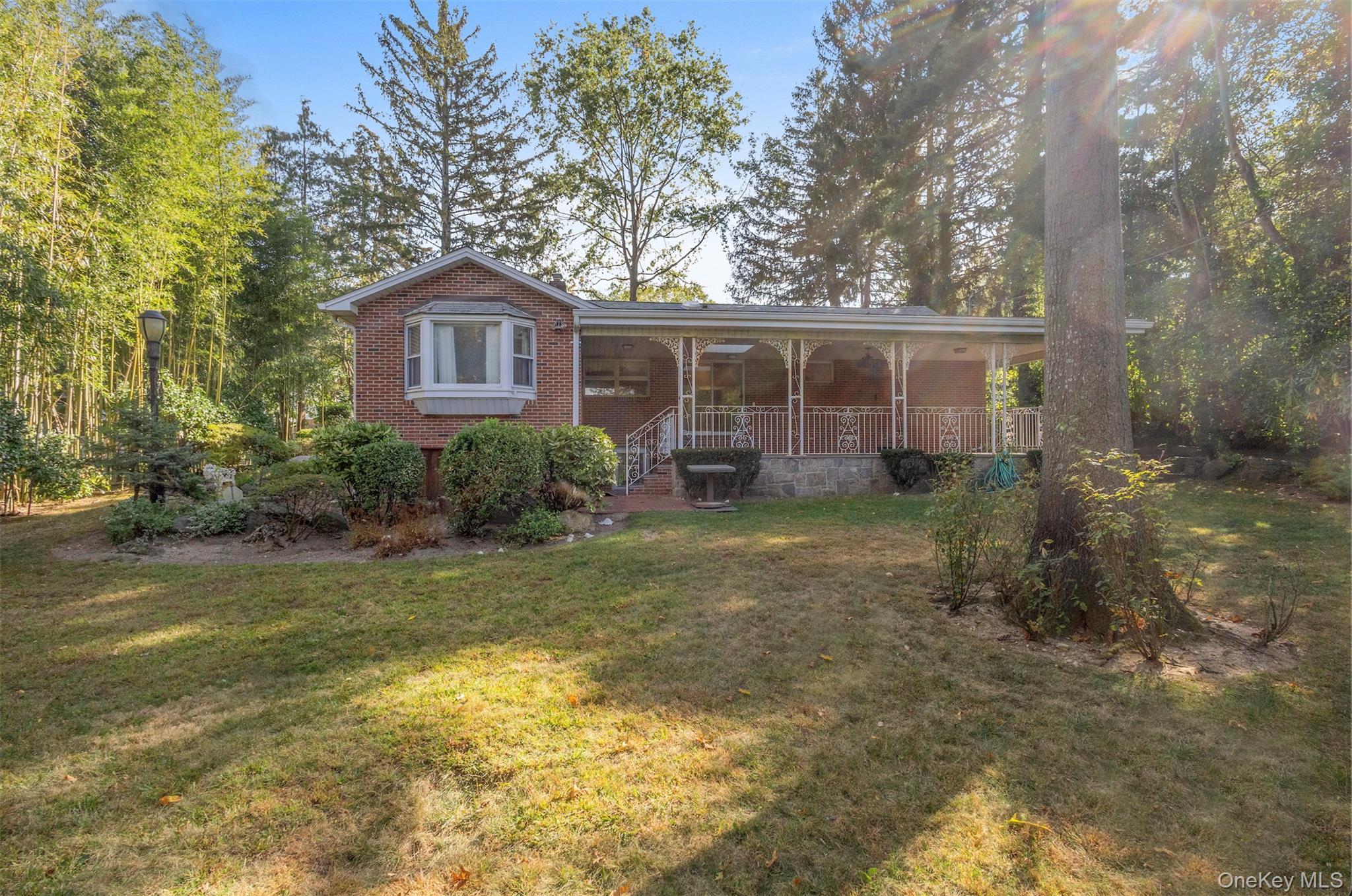 39 Annette Drive, Port Washington, NY 11050