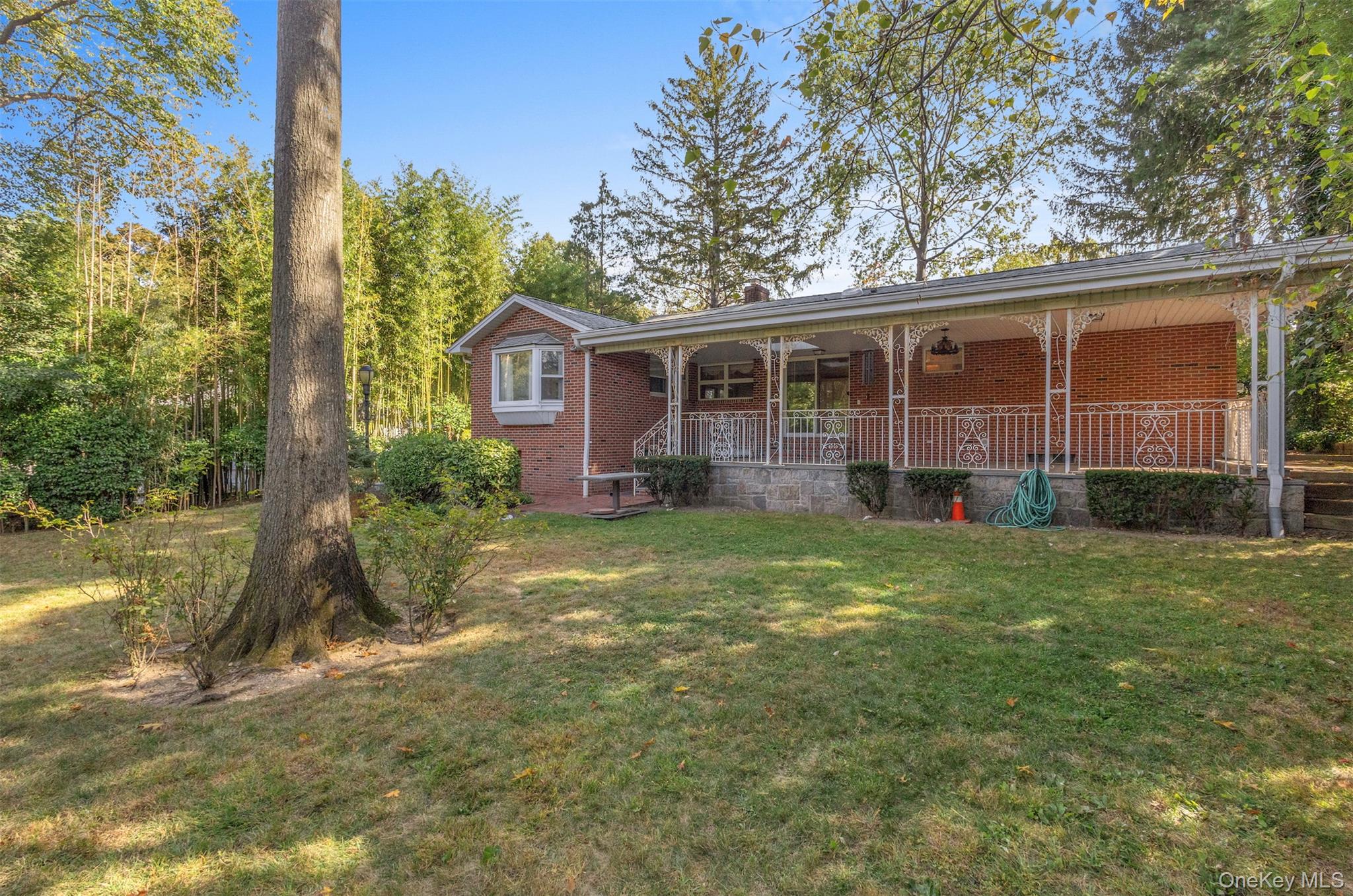 39 Annette Drive, Port Washington, NY 11050