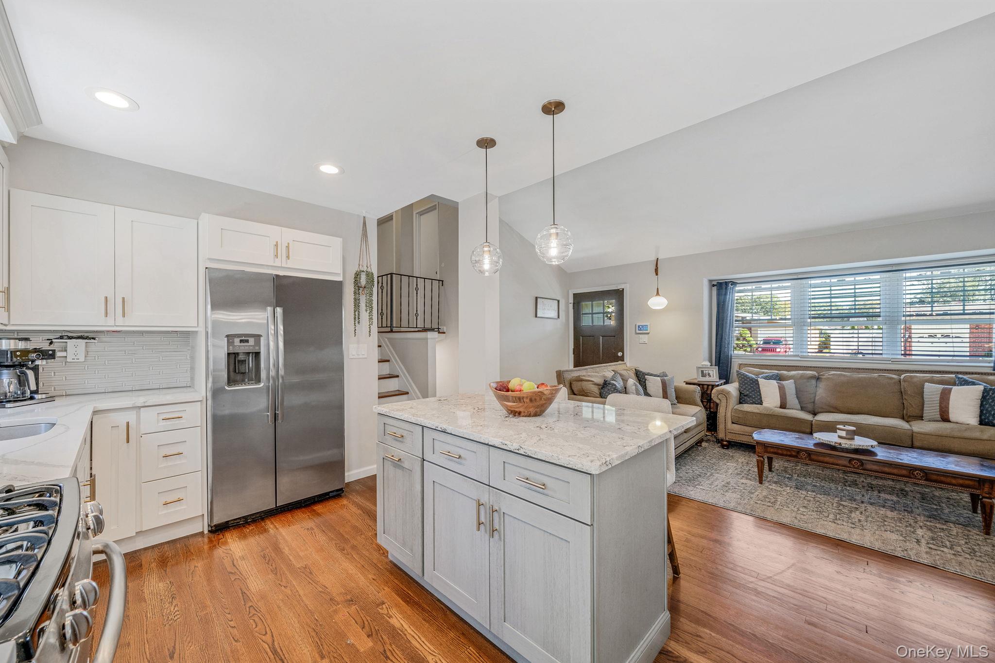 172 W 24th Street, Deer Park, NY 11729