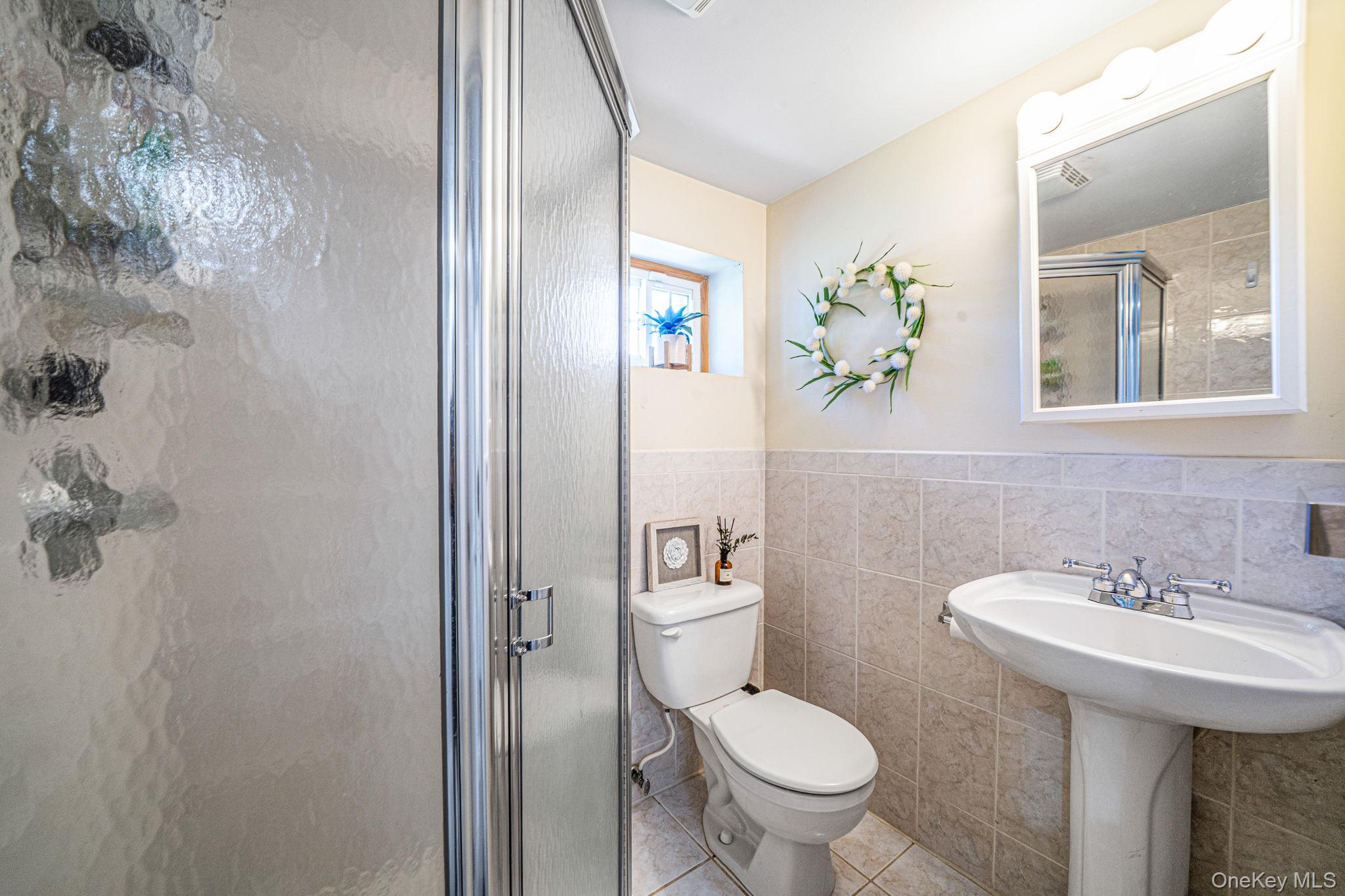 172 W 24th Street, Deer Park, NY 11729