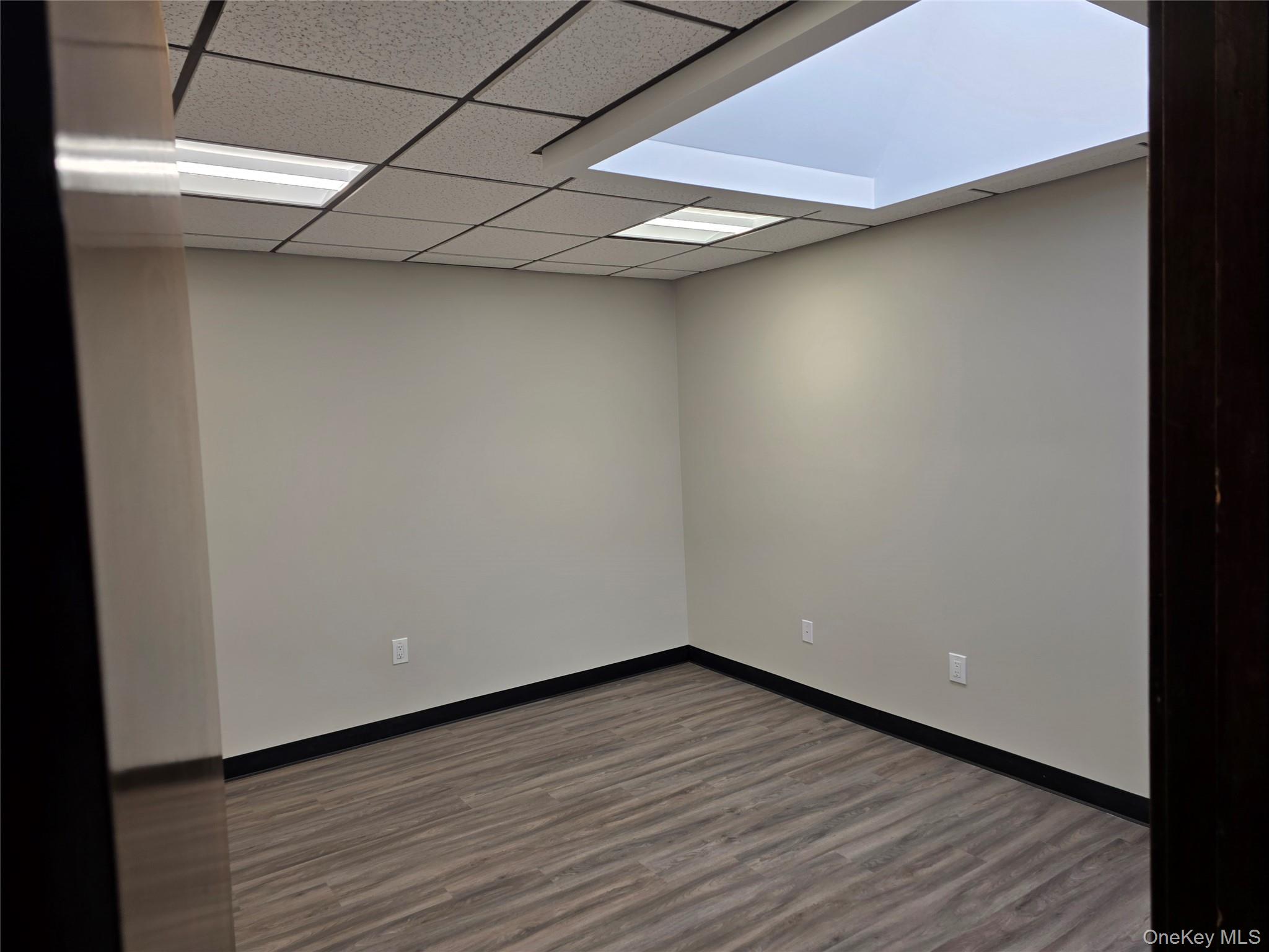 98-100 Willis Avenue, Mineola, NY 11501