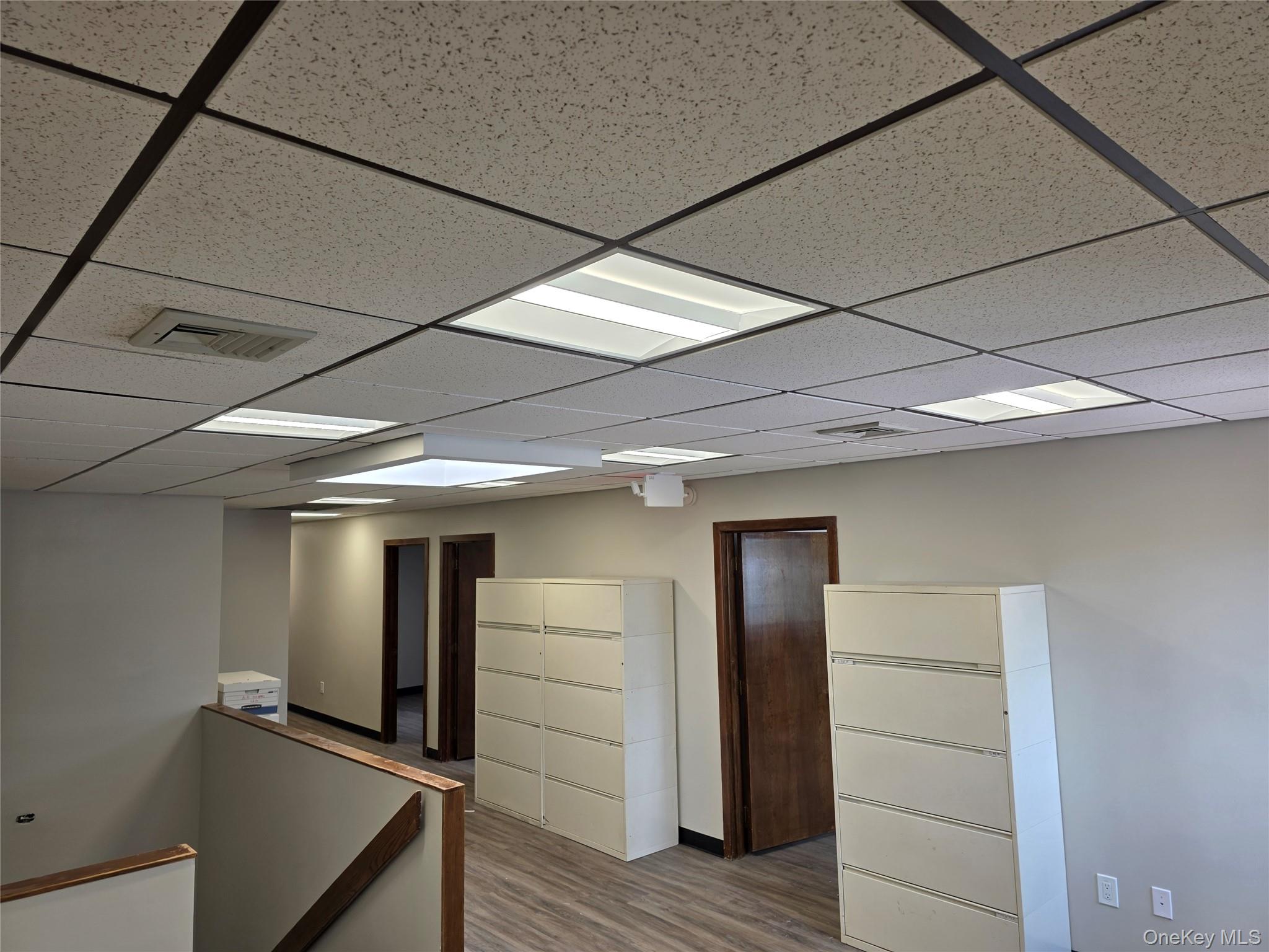 98-100 Willis Avenue, Mineola, NY 11501