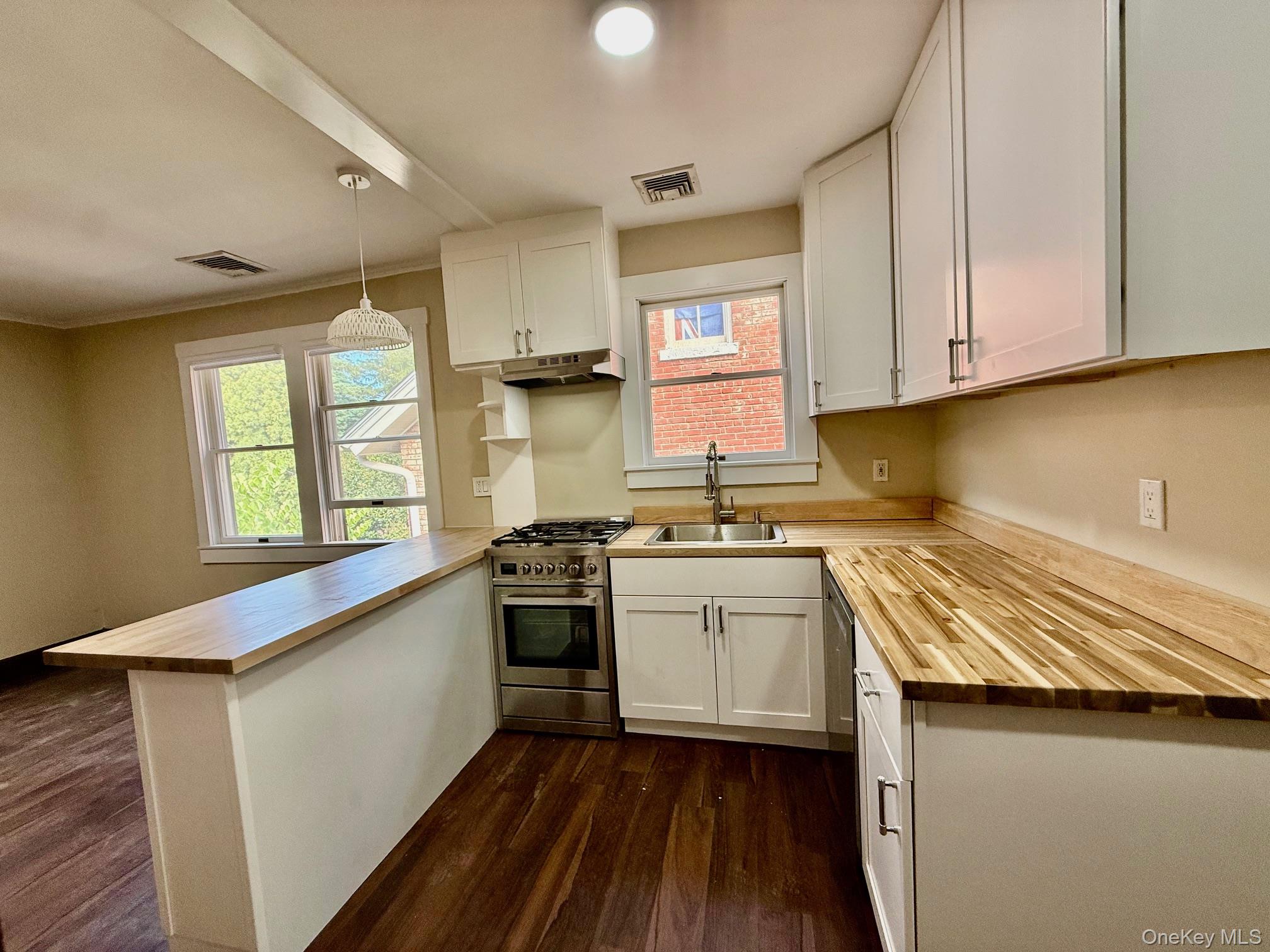 26 N Eckar Street # 2N, Irvington, NY 10533