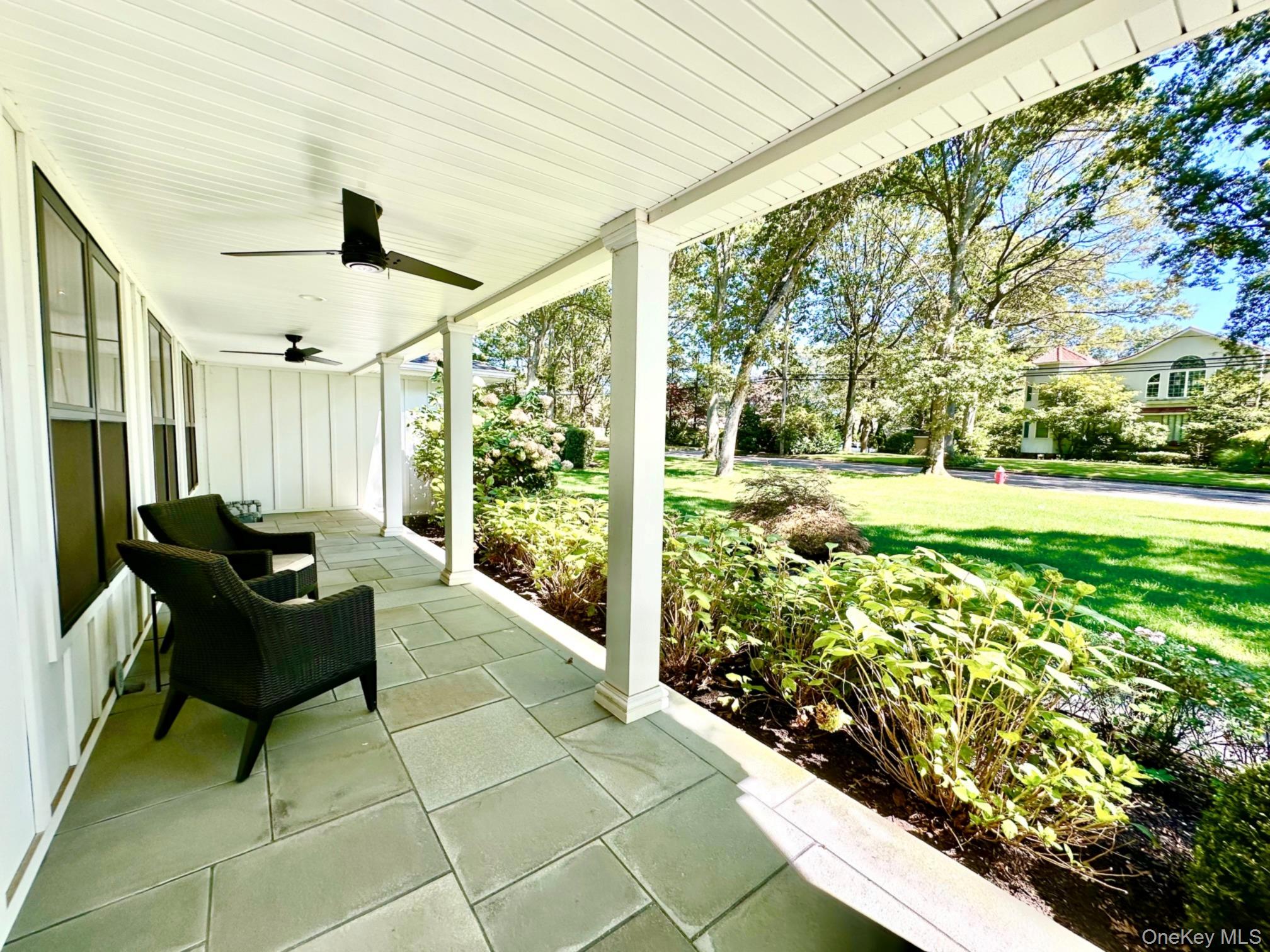 4 Treeview Drive, Melville, NY 11747