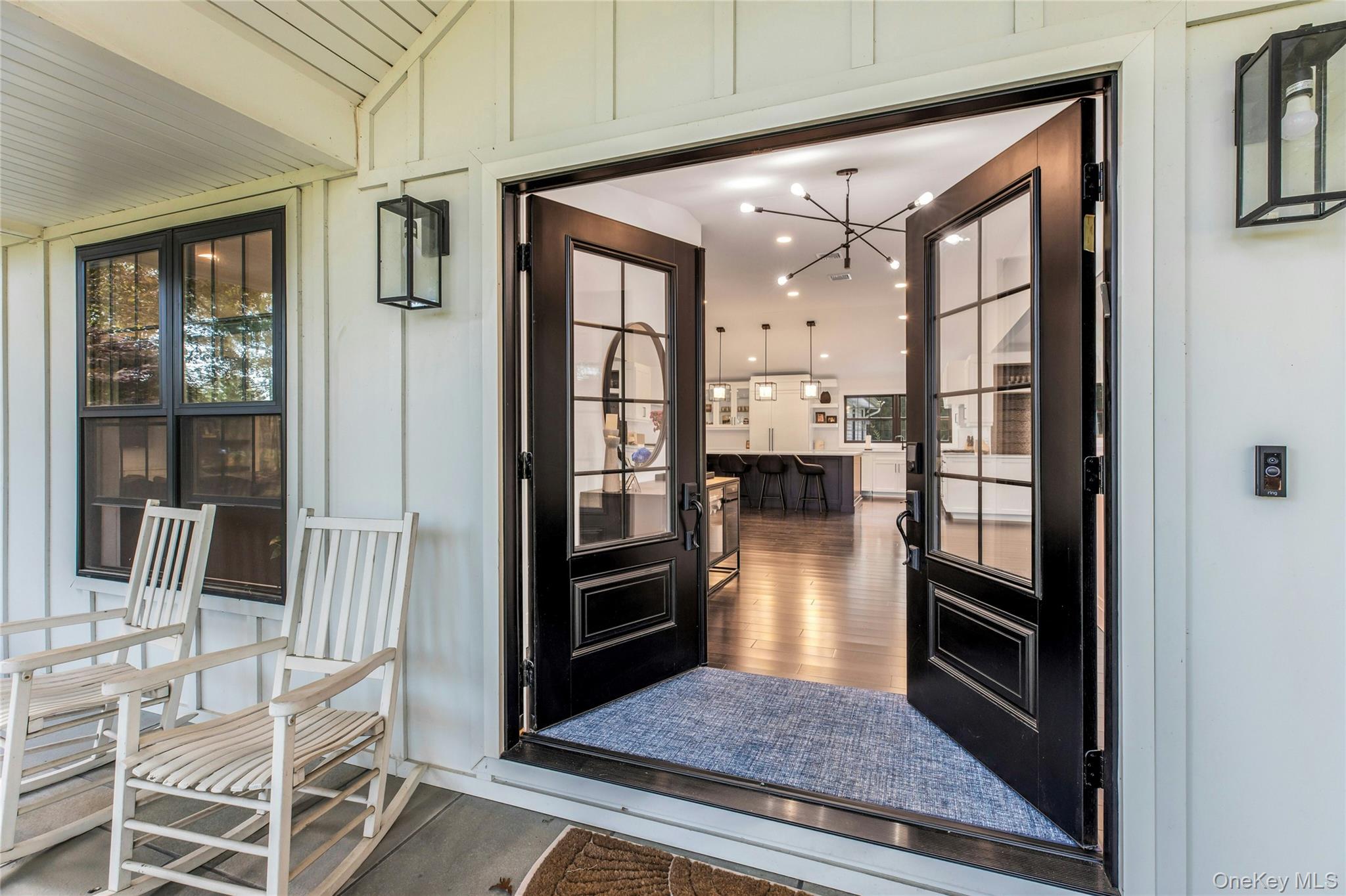 4 Treeview Drive, Melville, NY 11747