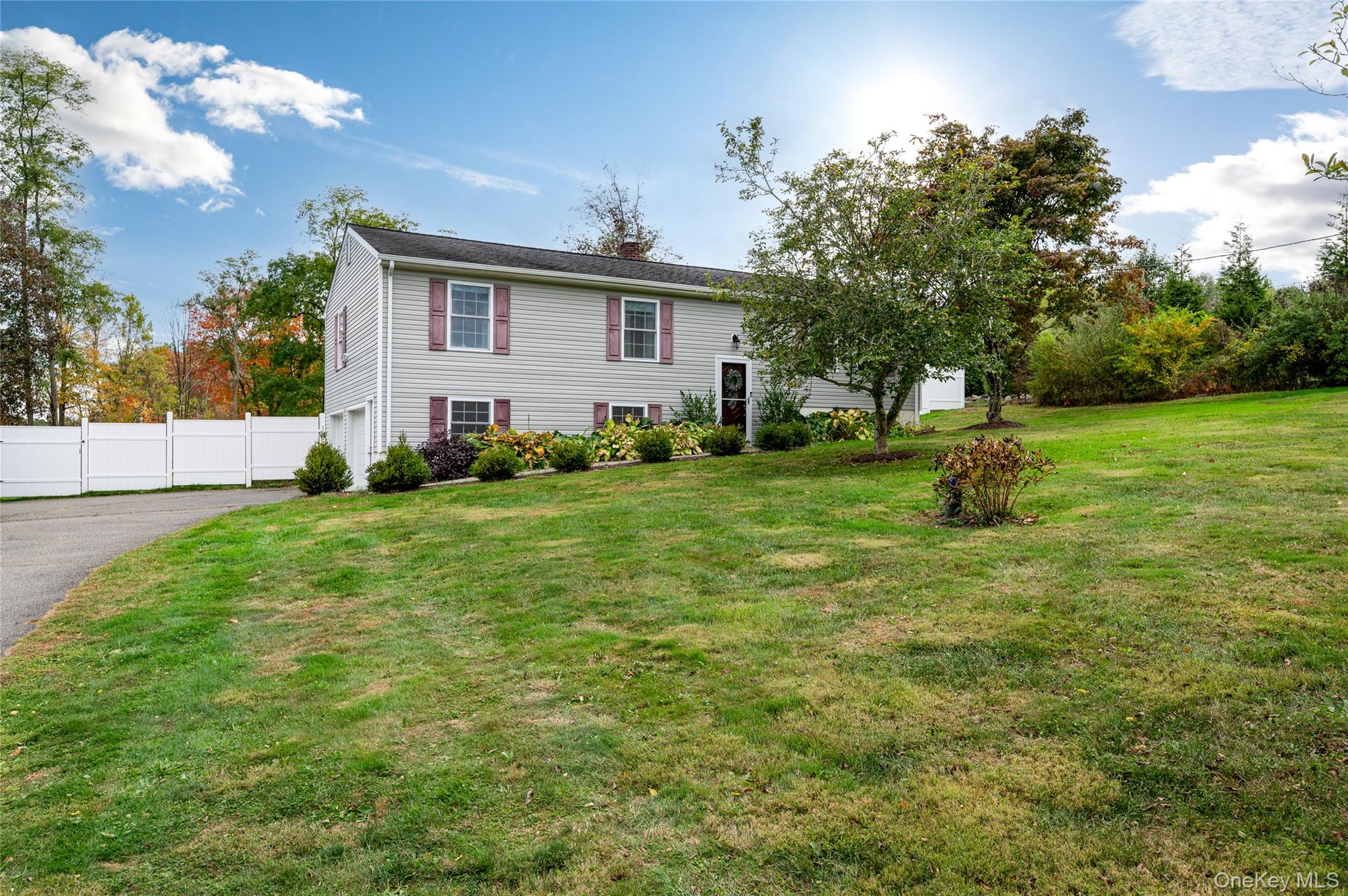 495 Mooney Hill Road, Patterson, NY 12563