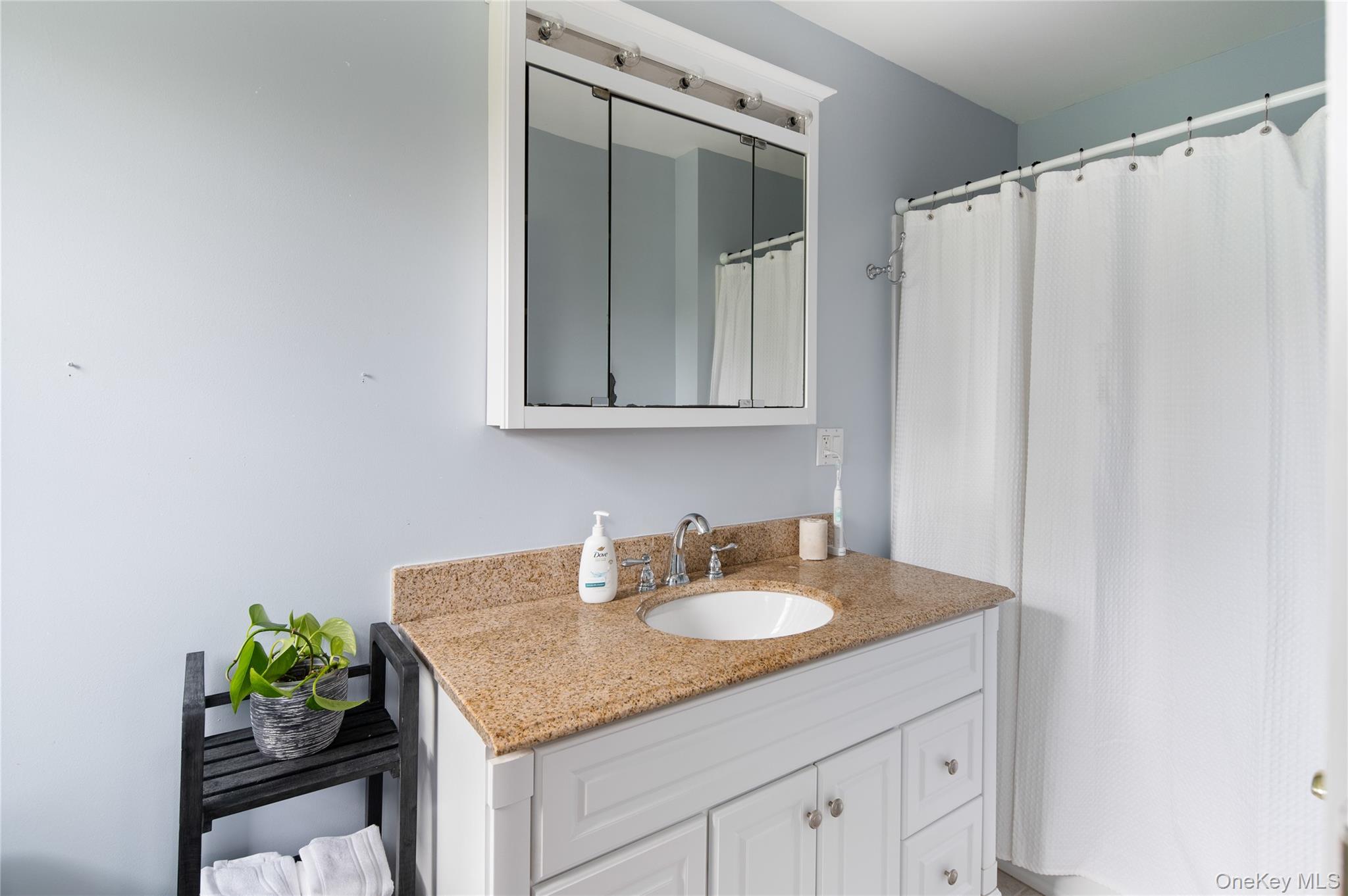 495 Mooney Hill Road, Patterson, NY 12563