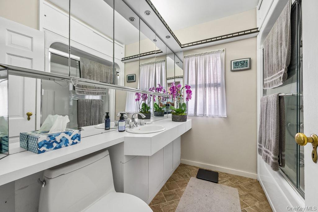 7-35 Leggett Place, Whitestone, NY 11357