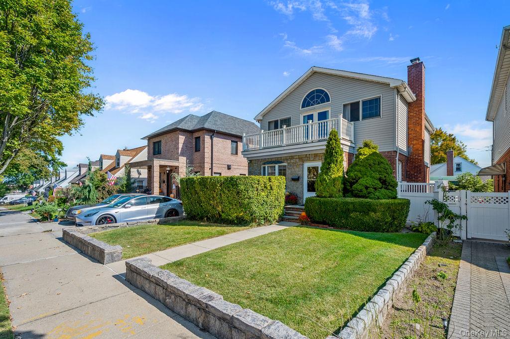 7-35 Leggett Place, Whitestone, NY 11357