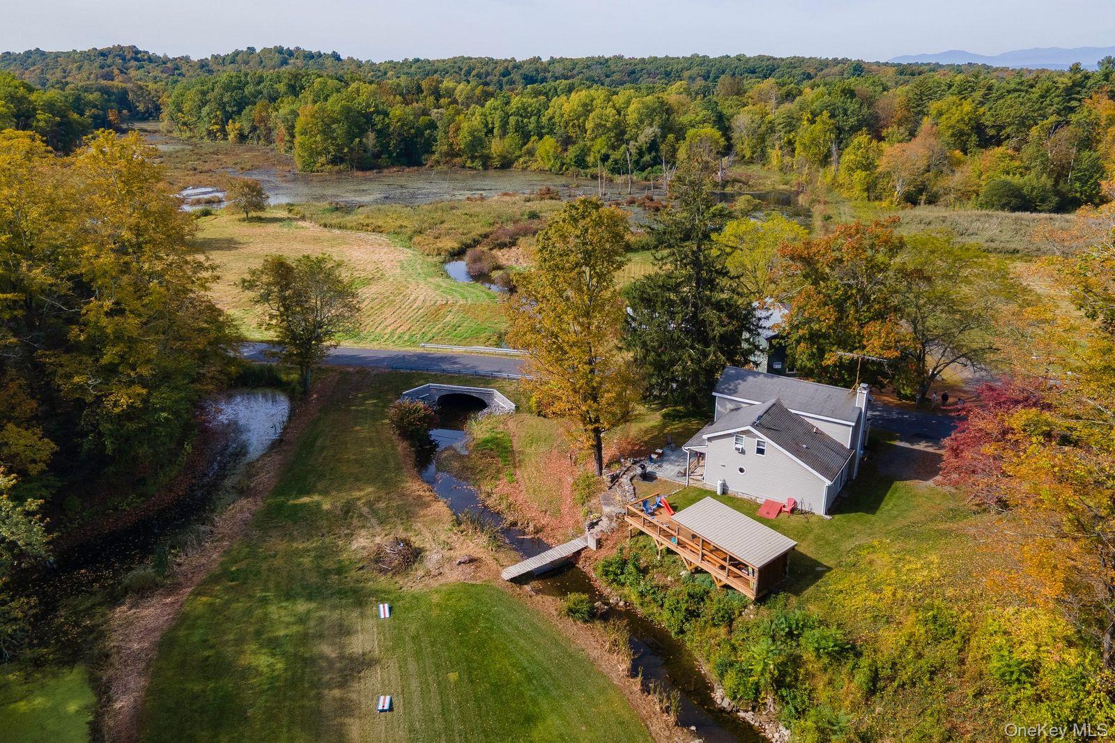 191 White Schoolhouse Rd, Rhinebeck, NY 12572