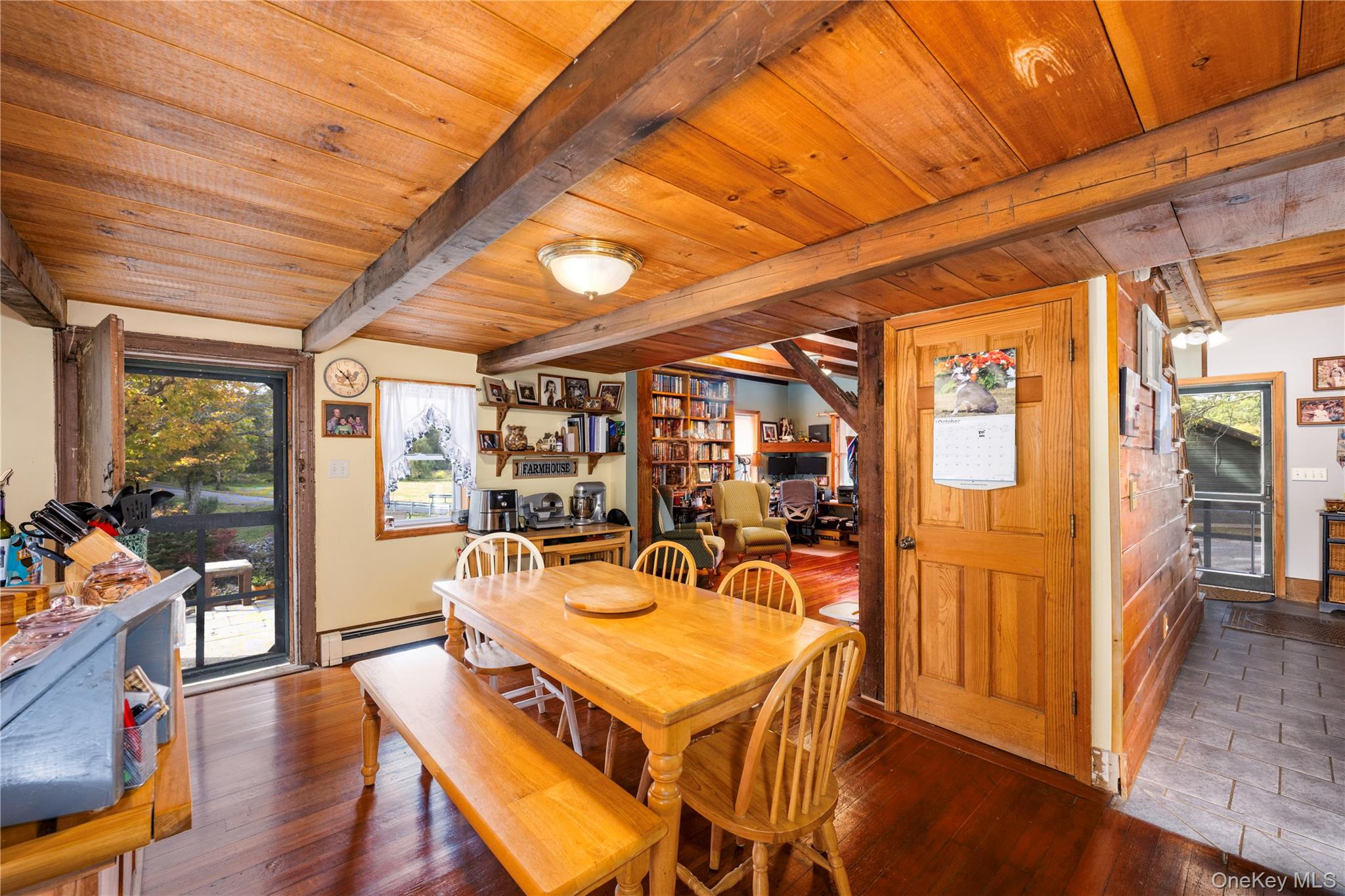 191 White Schoolhouse Rd, Rhinebeck, NY 12572