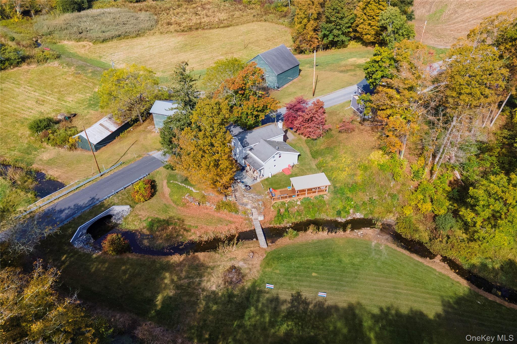 191 White Schoolhouse Rd, Rhinebeck, NY 12572