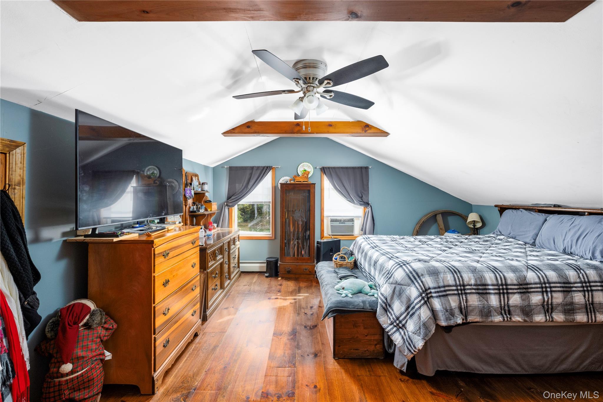 191 White Schoolhouse Rd, Rhinebeck, NY 12572