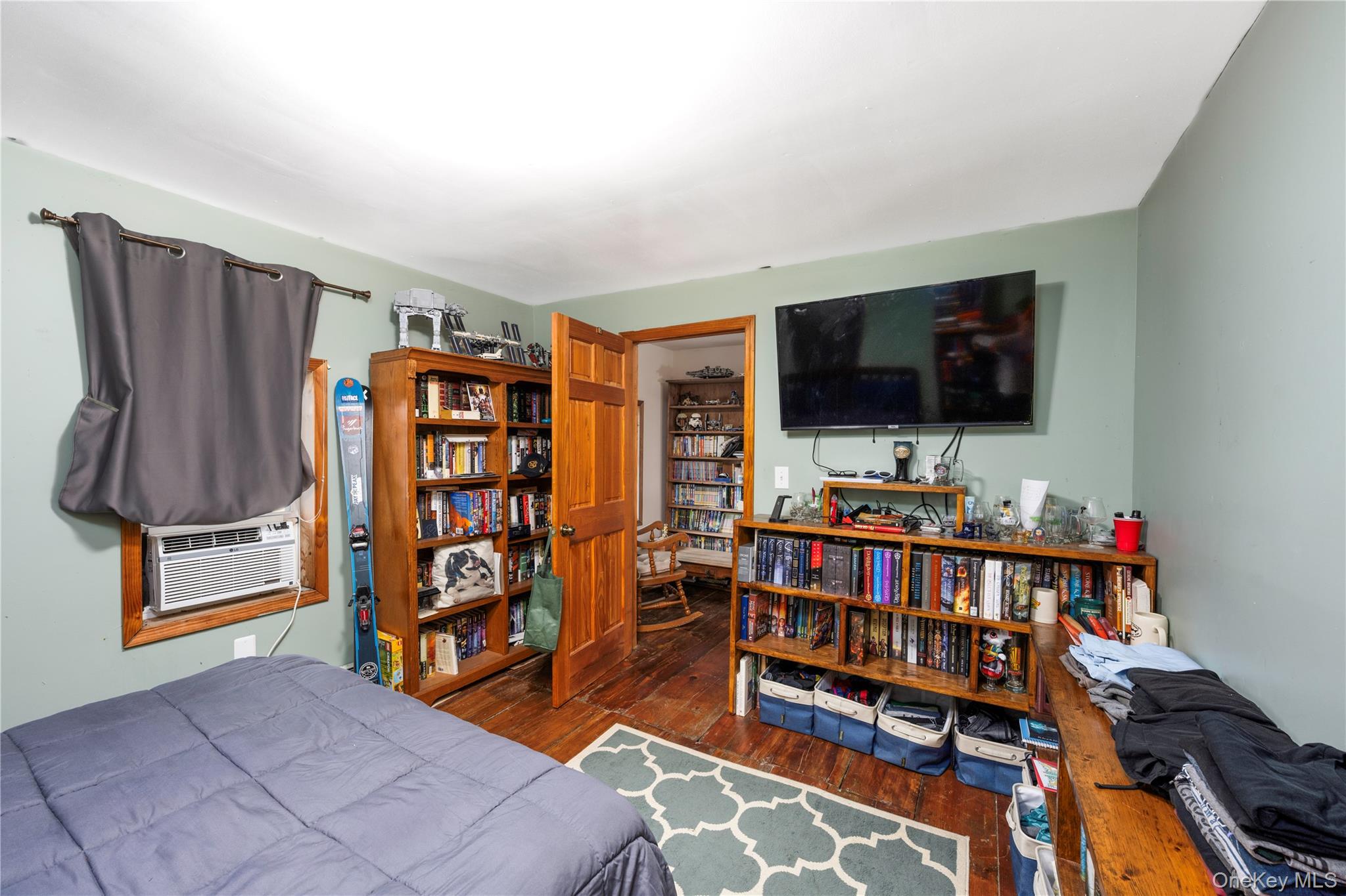 191 White Schoolhouse Rd, Rhinebeck, NY 12572