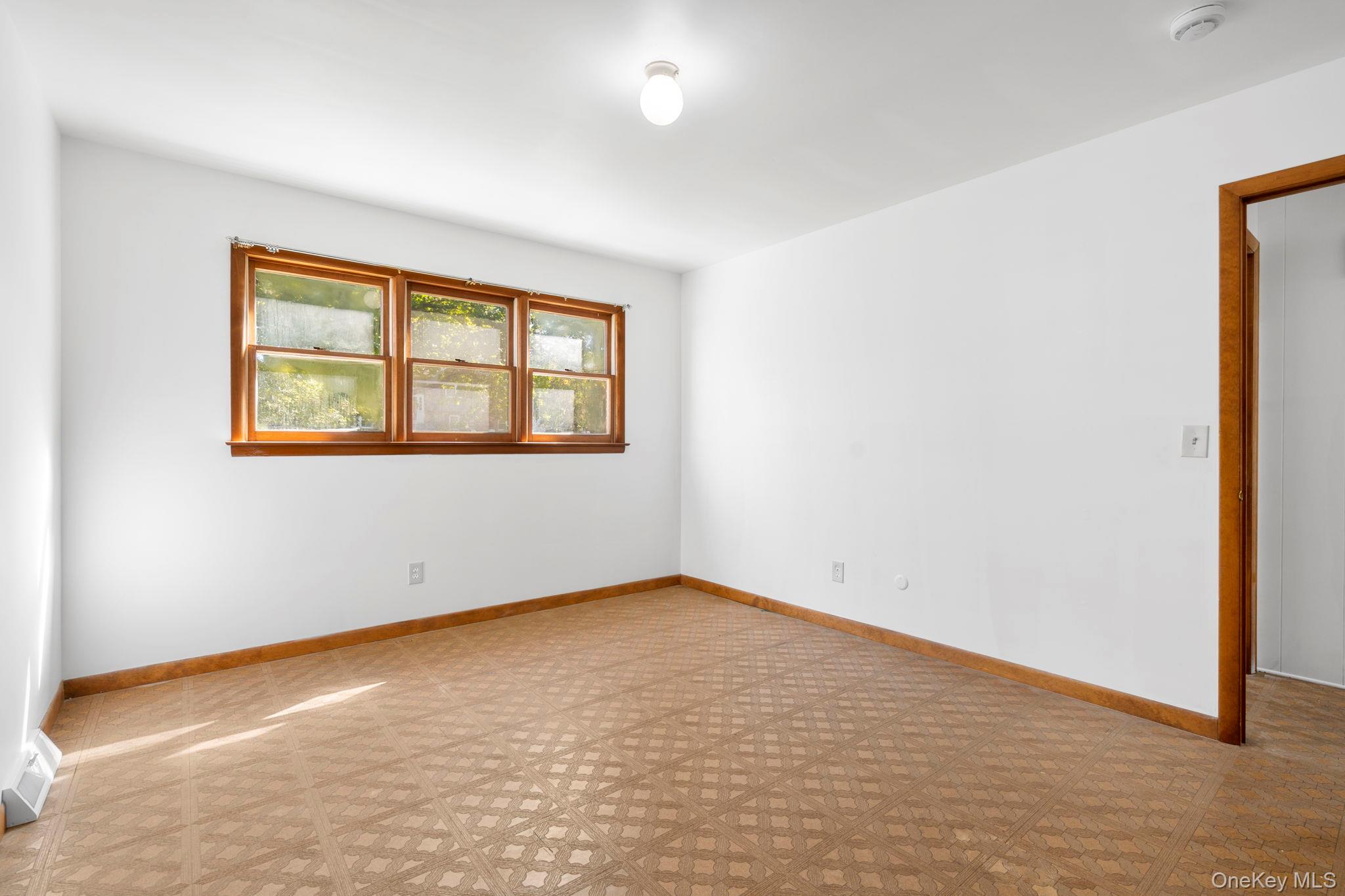 37 Cathy Road, Poughkeepsie, NY 12603