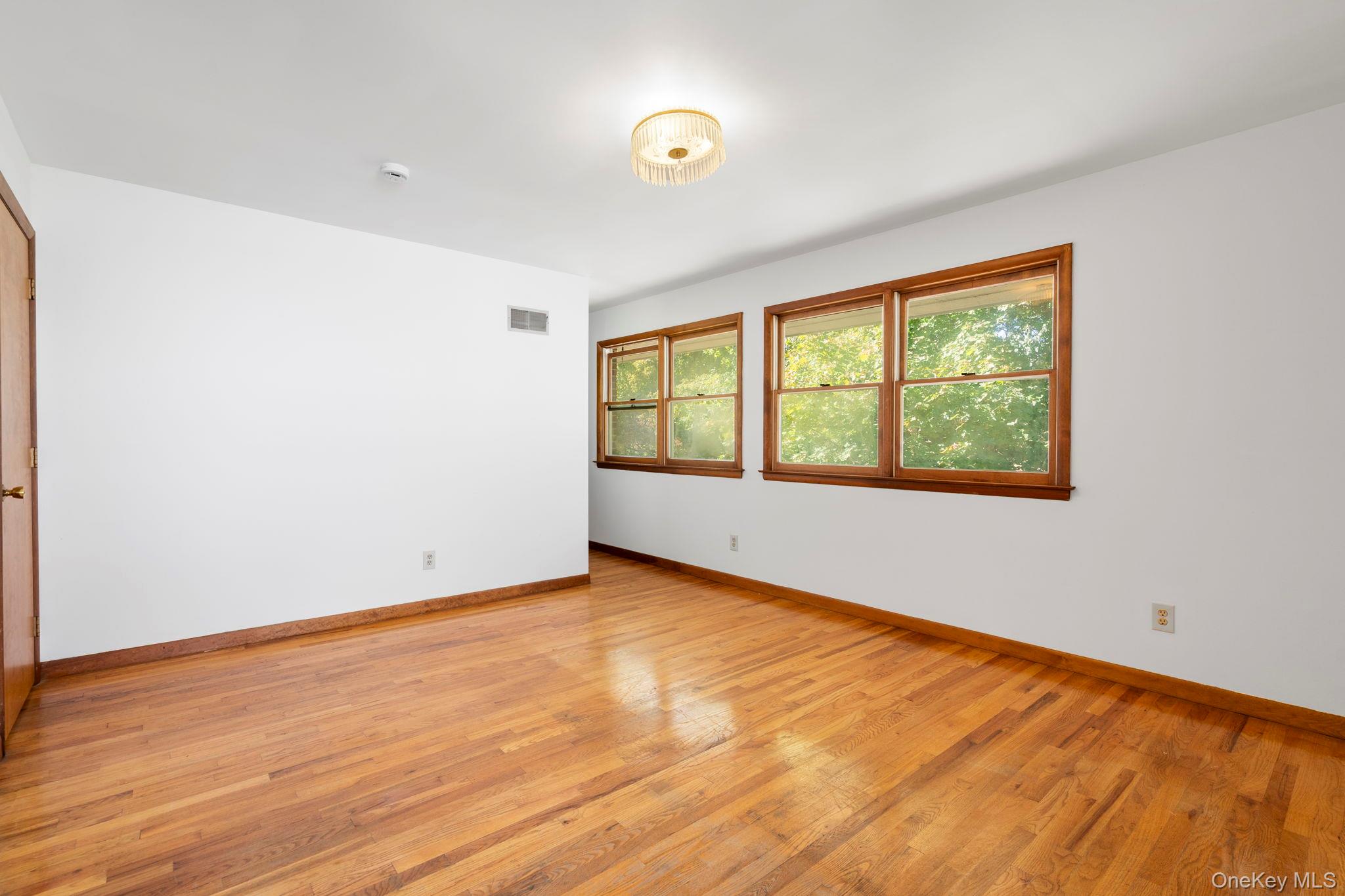 37 Cathy Road, Poughkeepsie, NY 12603