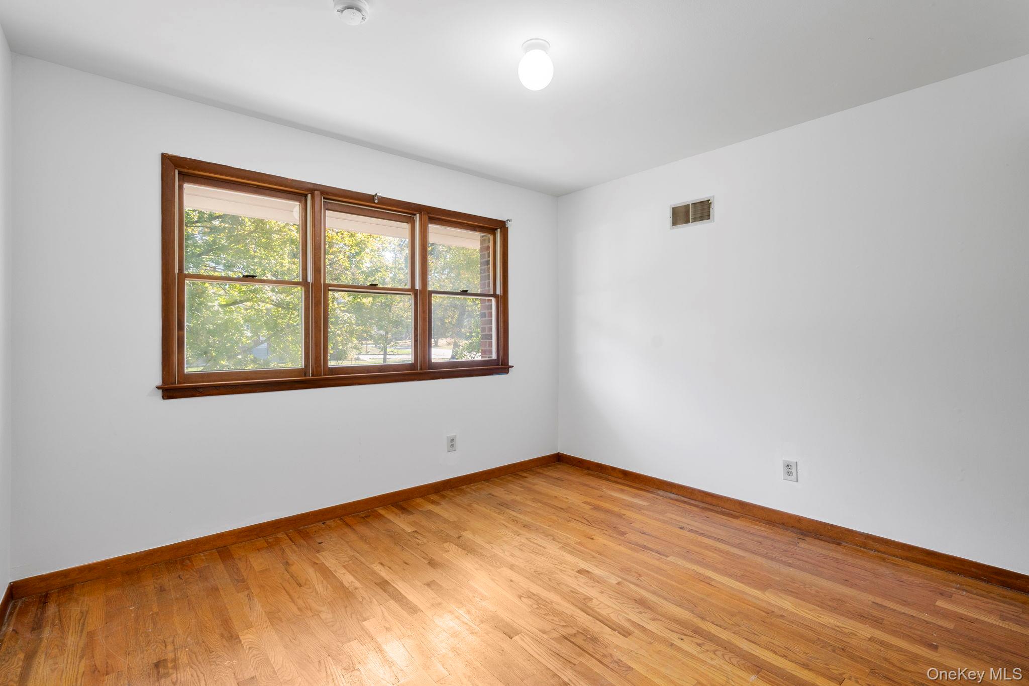 37 Cathy Road, Poughkeepsie, NY 12603