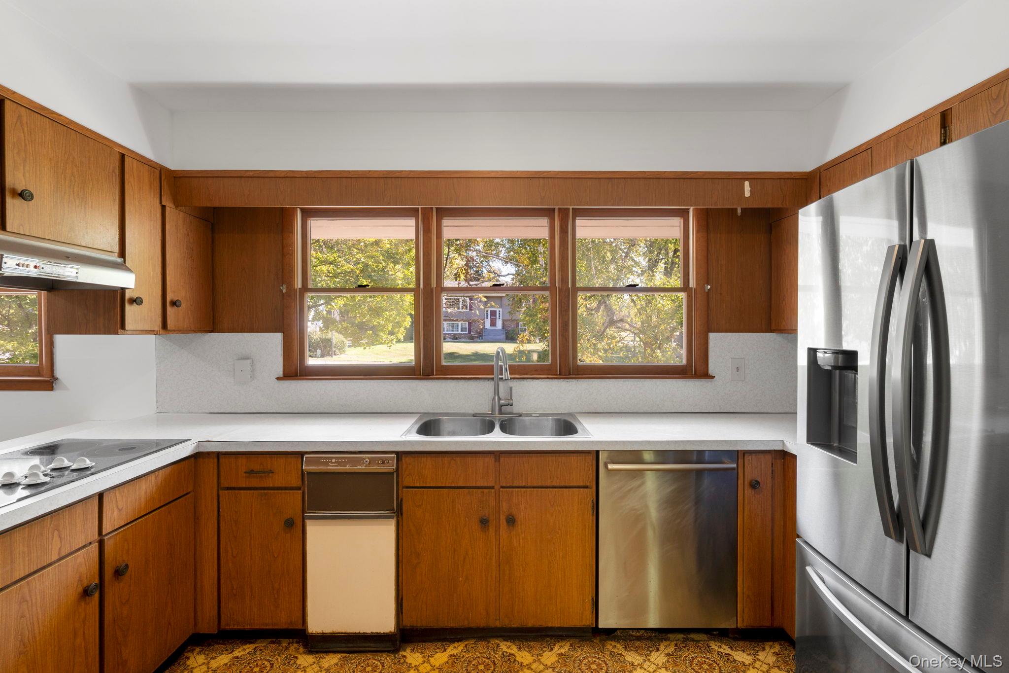 37 Cathy Road, Poughkeepsie, NY 12603