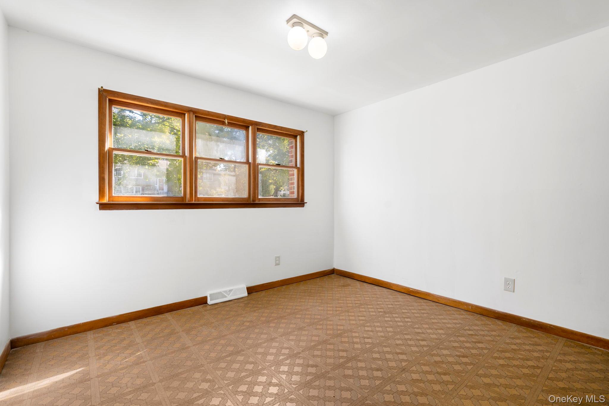 37 Cathy Road, Poughkeepsie, NY 12603