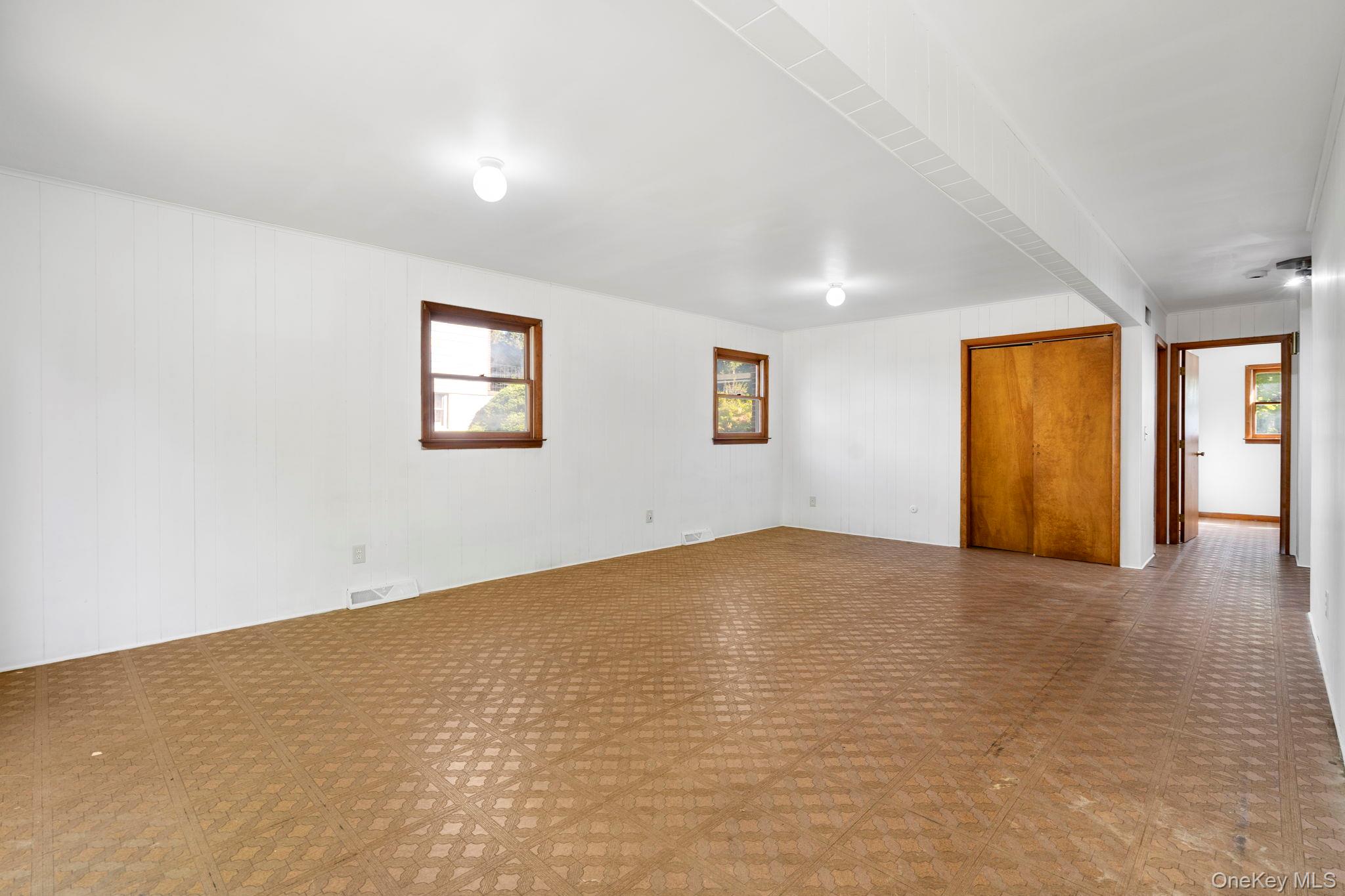 37 Cathy Road, Poughkeepsie, NY 12603