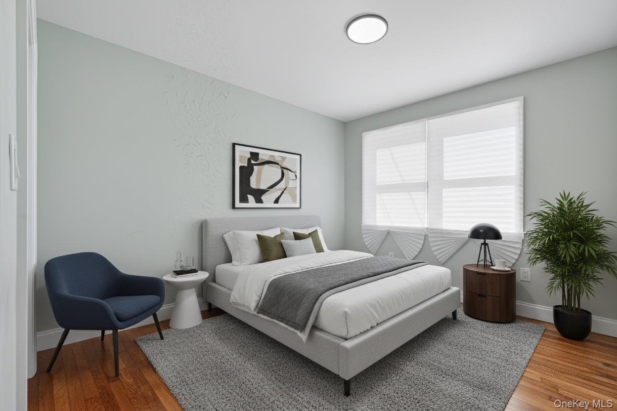 45 Venetian Prom, Lindenhurst, NY 11757