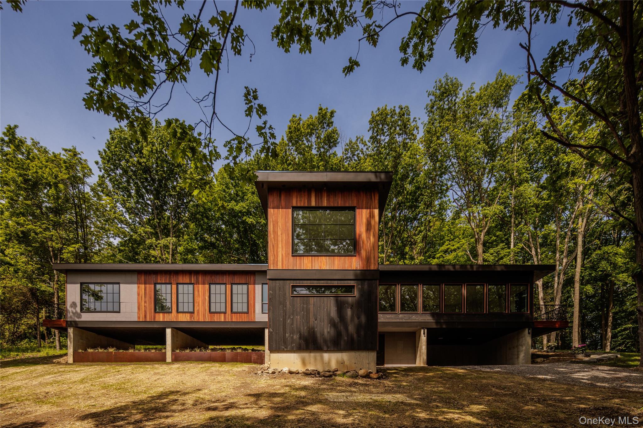 490 Old State Route 82, Craryville, NY 12521