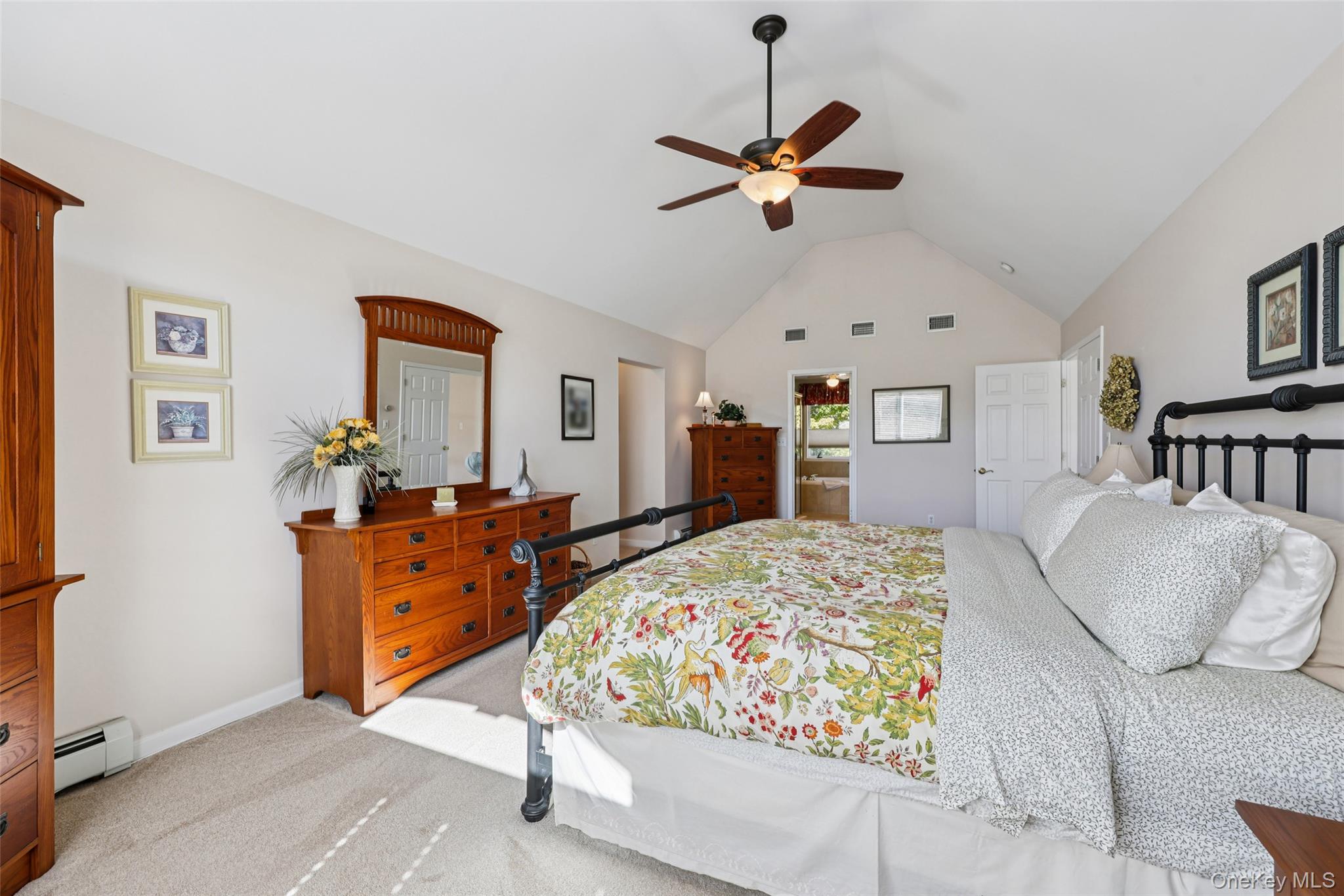 56 Greenwich Avenue, Central Valley, NY 10917