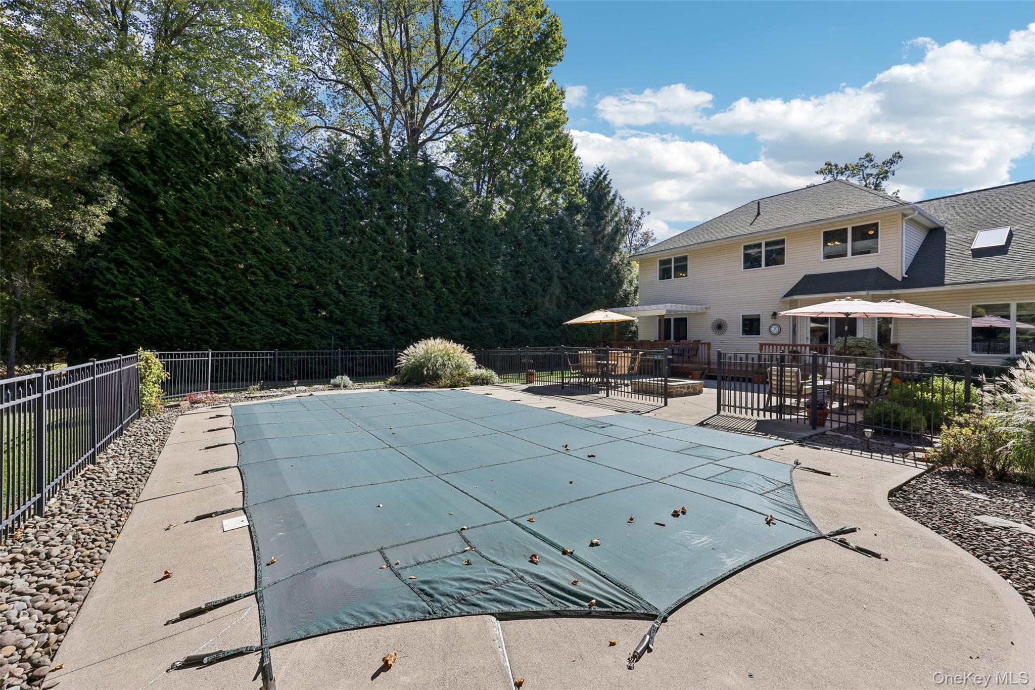 56 Greenwich Avenue, Central Valley, NY 10917