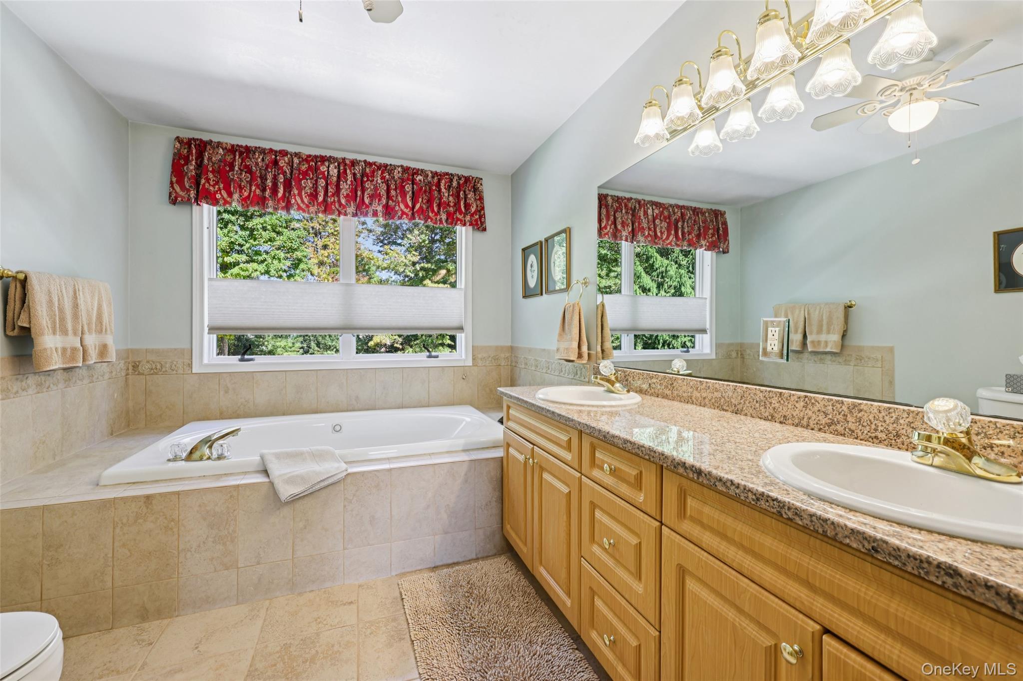 56 Greenwich Avenue, Central Valley, NY 10917