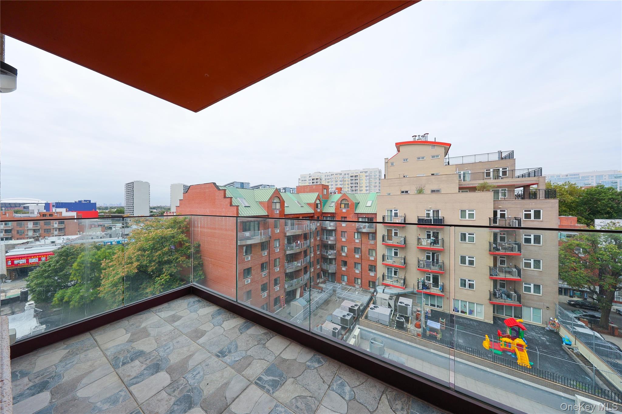 13227 41st Road # 5E, Flushing, NY 11355