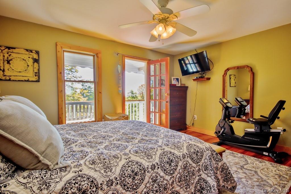 575 Roosa Gap Road, Bloomingburg, NY 12721