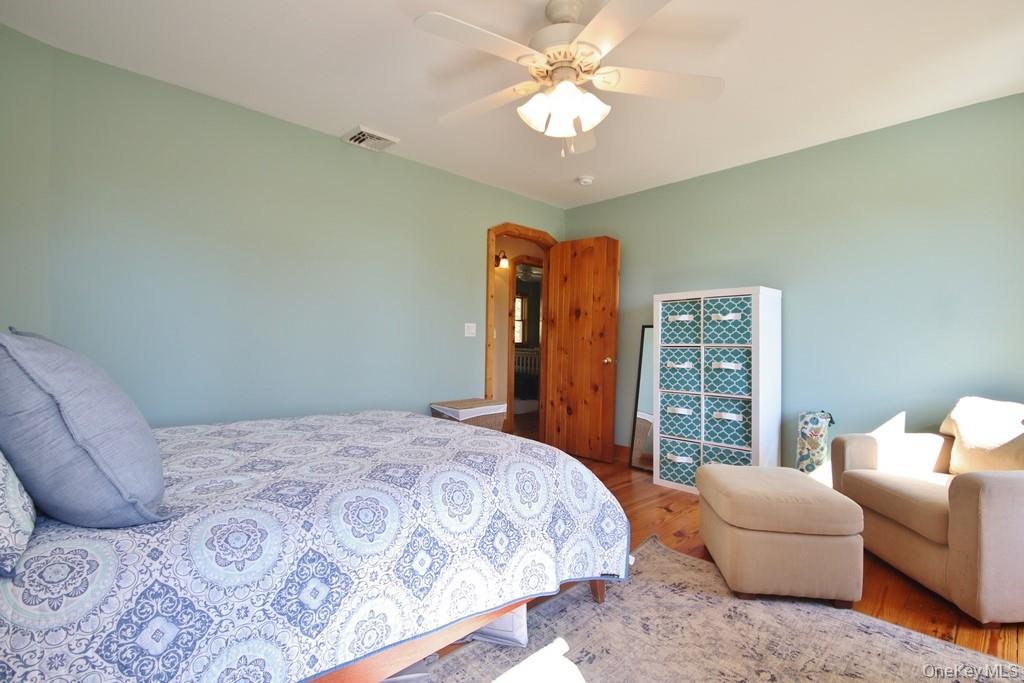 575 Roosa Gap Road, Bloomingburg, NY 12721