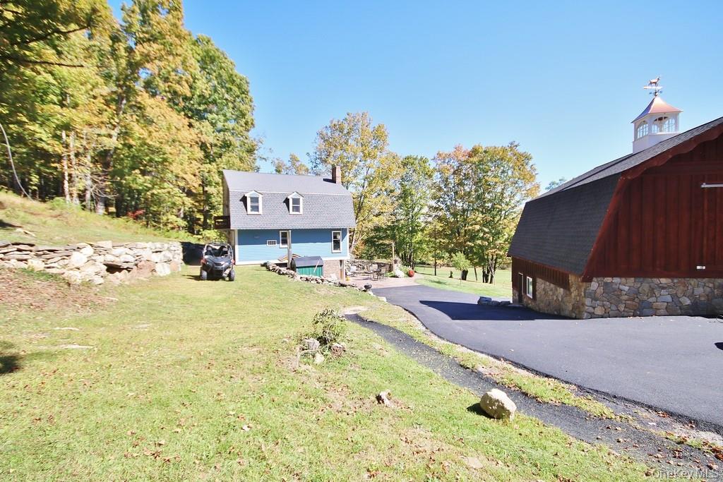 575 Roosa Gap Road, Bloomingburg, NY 12721