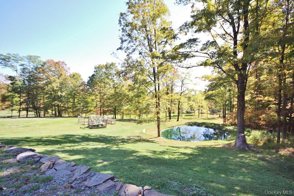 575 Roosa Gap Road, Bloomingburg, NY 12721