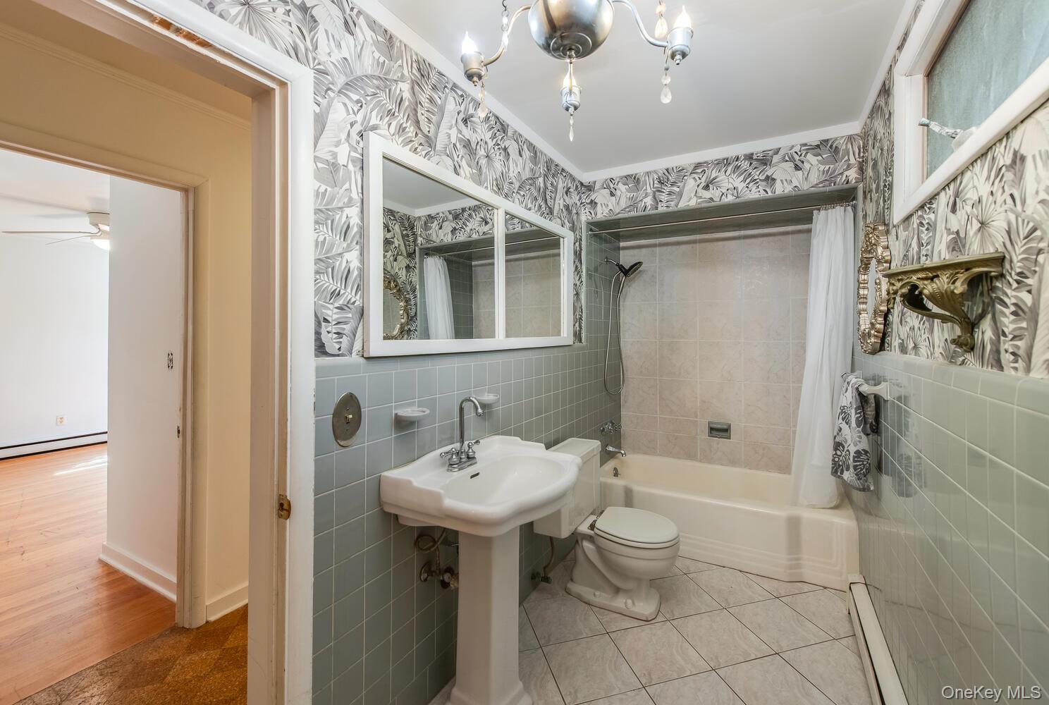 19 Ridgeview Road, Poughkeepsie, NY 12603